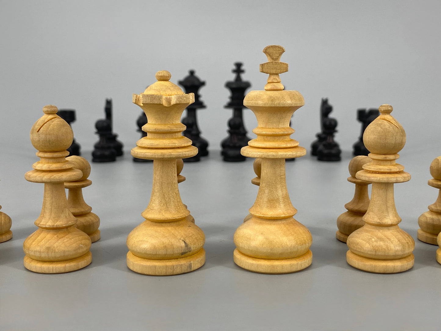 Vintage Set Schachfiguren in Schatulle, König 7,6 cm