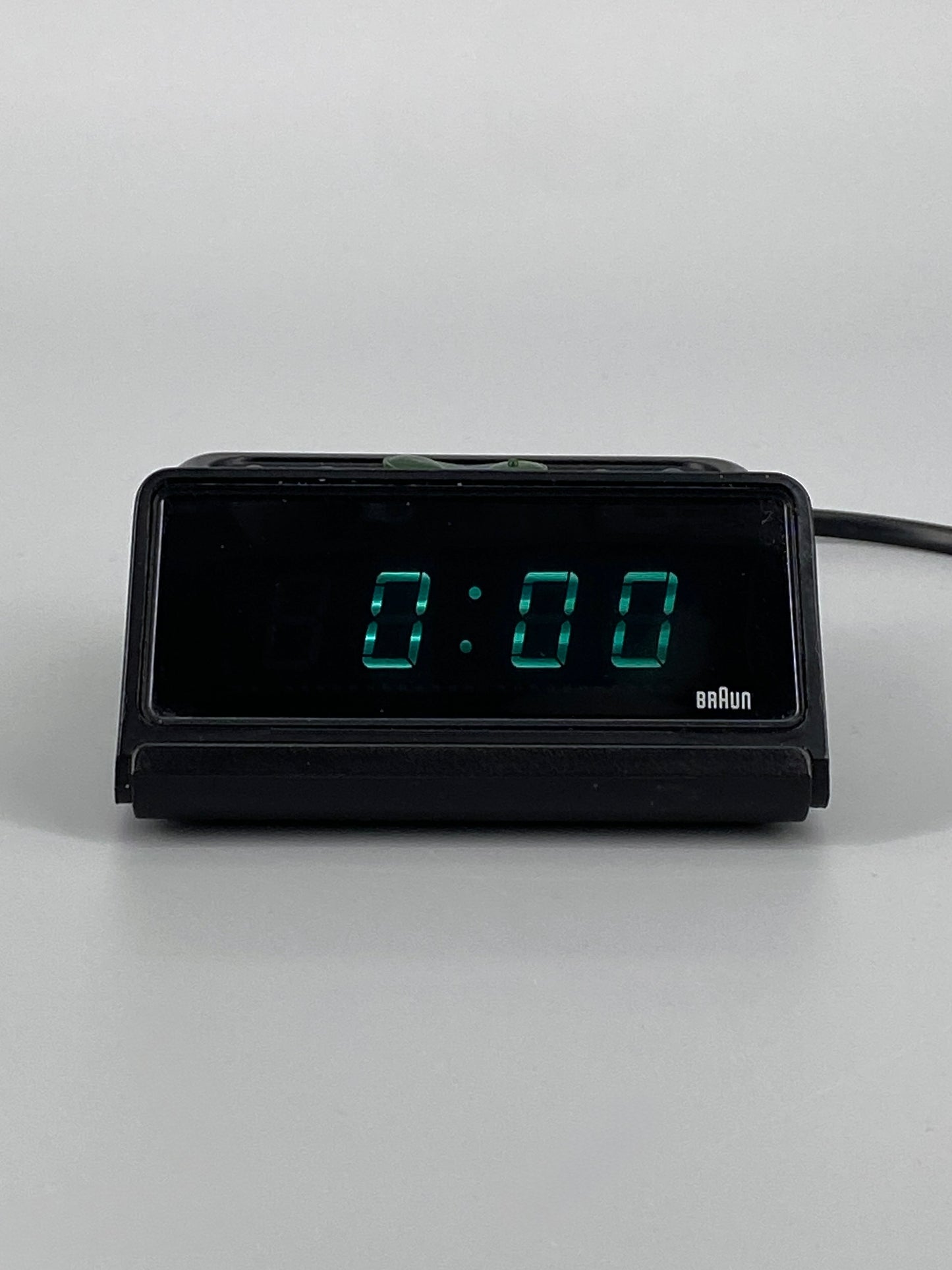 #2 Digitale Tischuhr von Dietrich Lubs für BRAUN, Deutschland, 1983