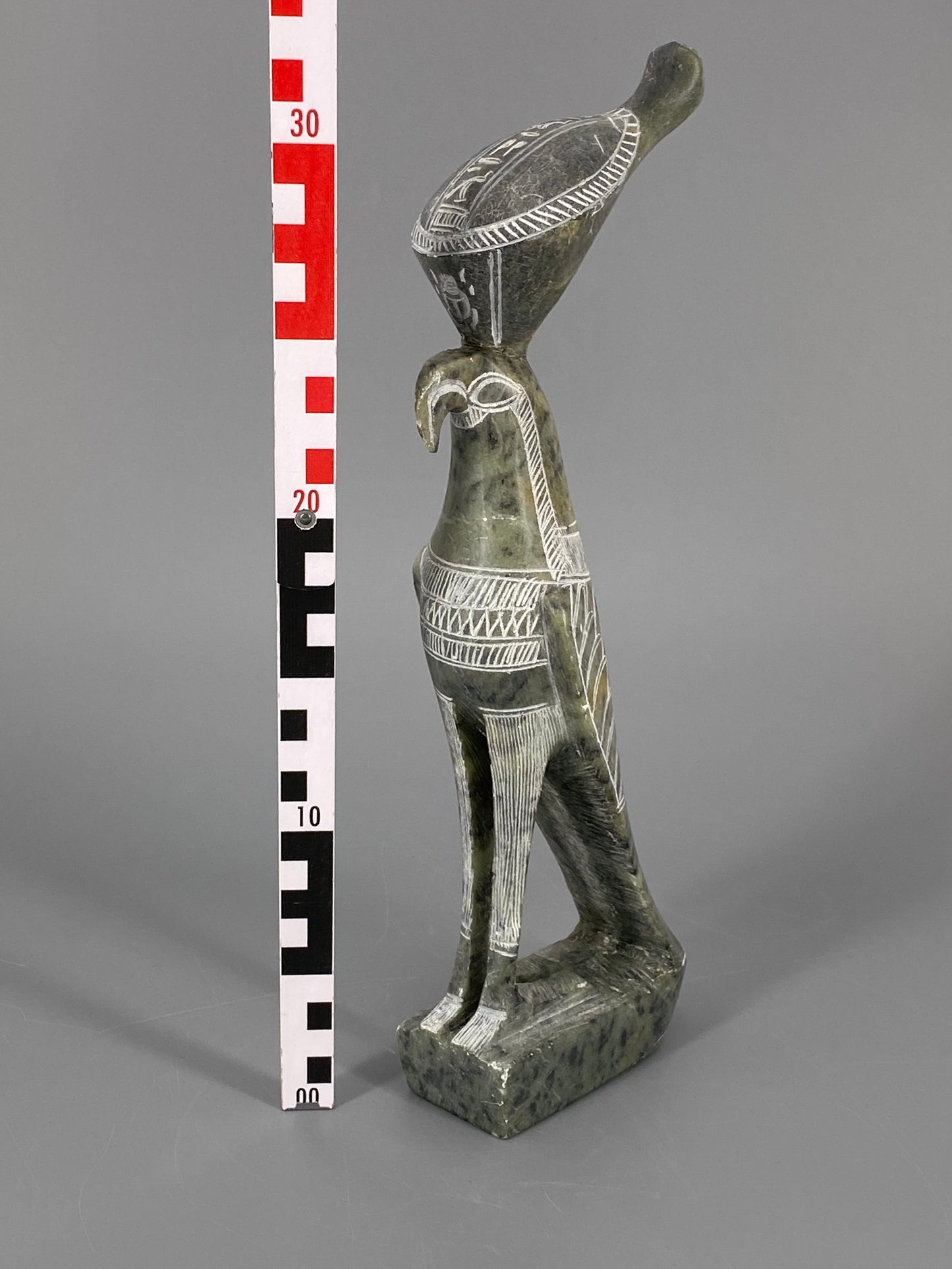 Horus Falke Skulptur aus Speckstein, graviert, Ägypten