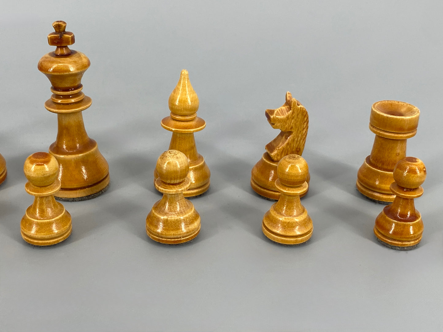Vintage Set Schachfiguren in Schatulle, König 6,6 cm