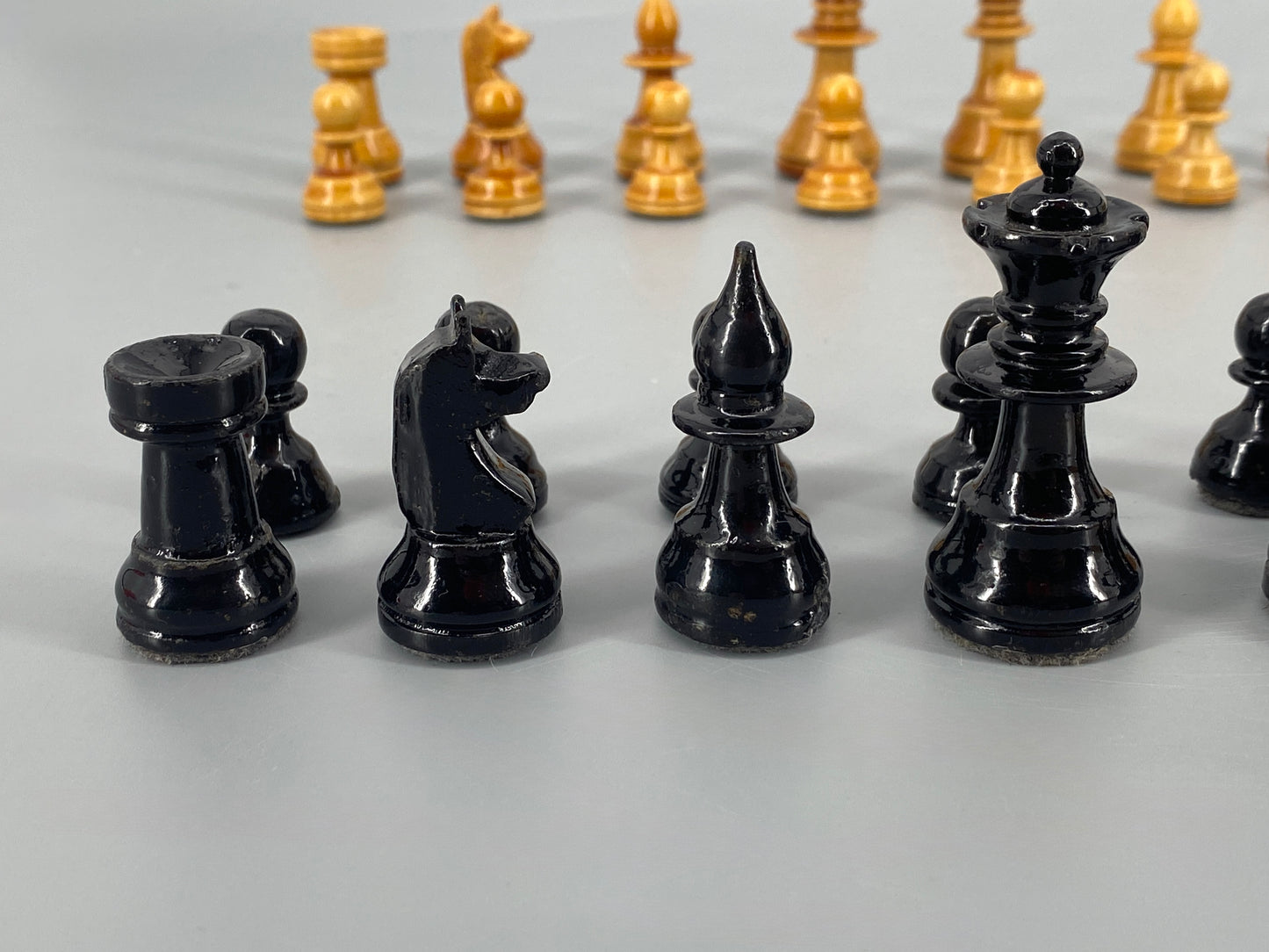 Vintage Set Schachfiguren in Schatulle, König 6,6 cm