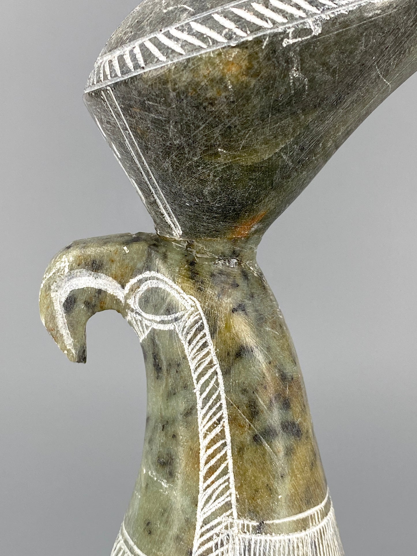 Horus Falke Skulptur aus Speckstein, graviert, Ägypten