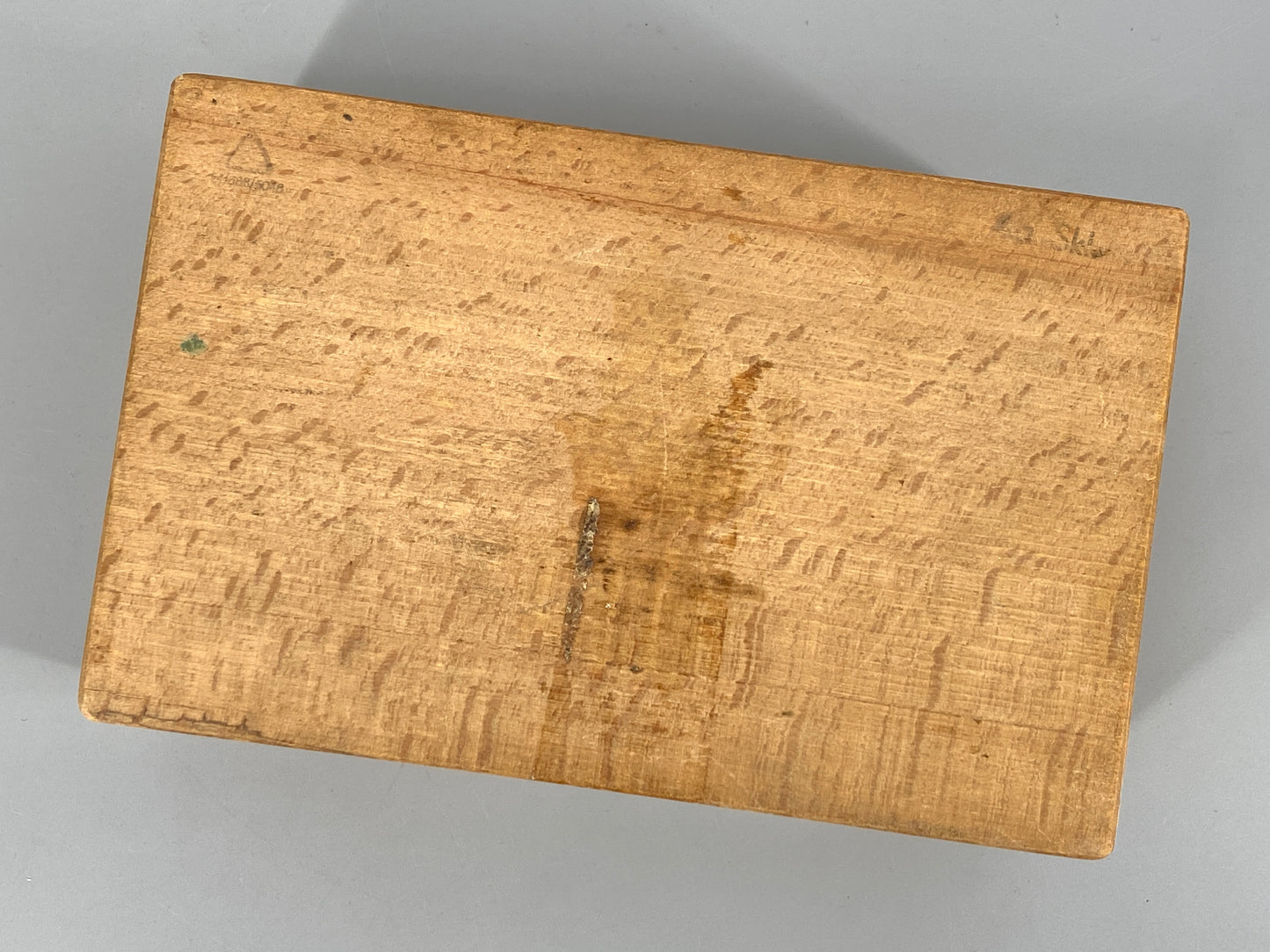 Schachfiguren in Schatulle aus der ersten Hälfte des zwanzigsten Jahrhundert, König 8 cm