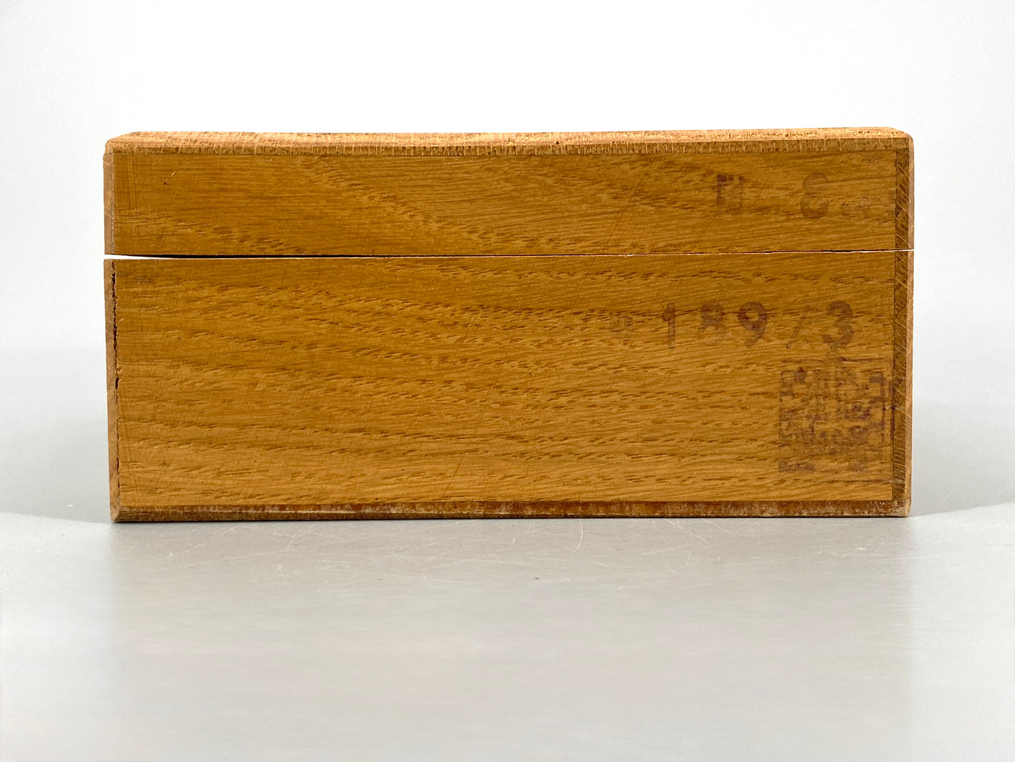 Vintage Spielsteine aus Holz in Schatulle, Durchmesser 2,5 cm