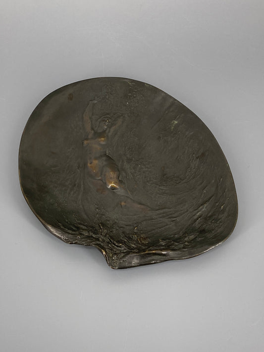 Bronze Relief Schale mit Frauenkörper von Pietzner & Co, Österreich, um 1900