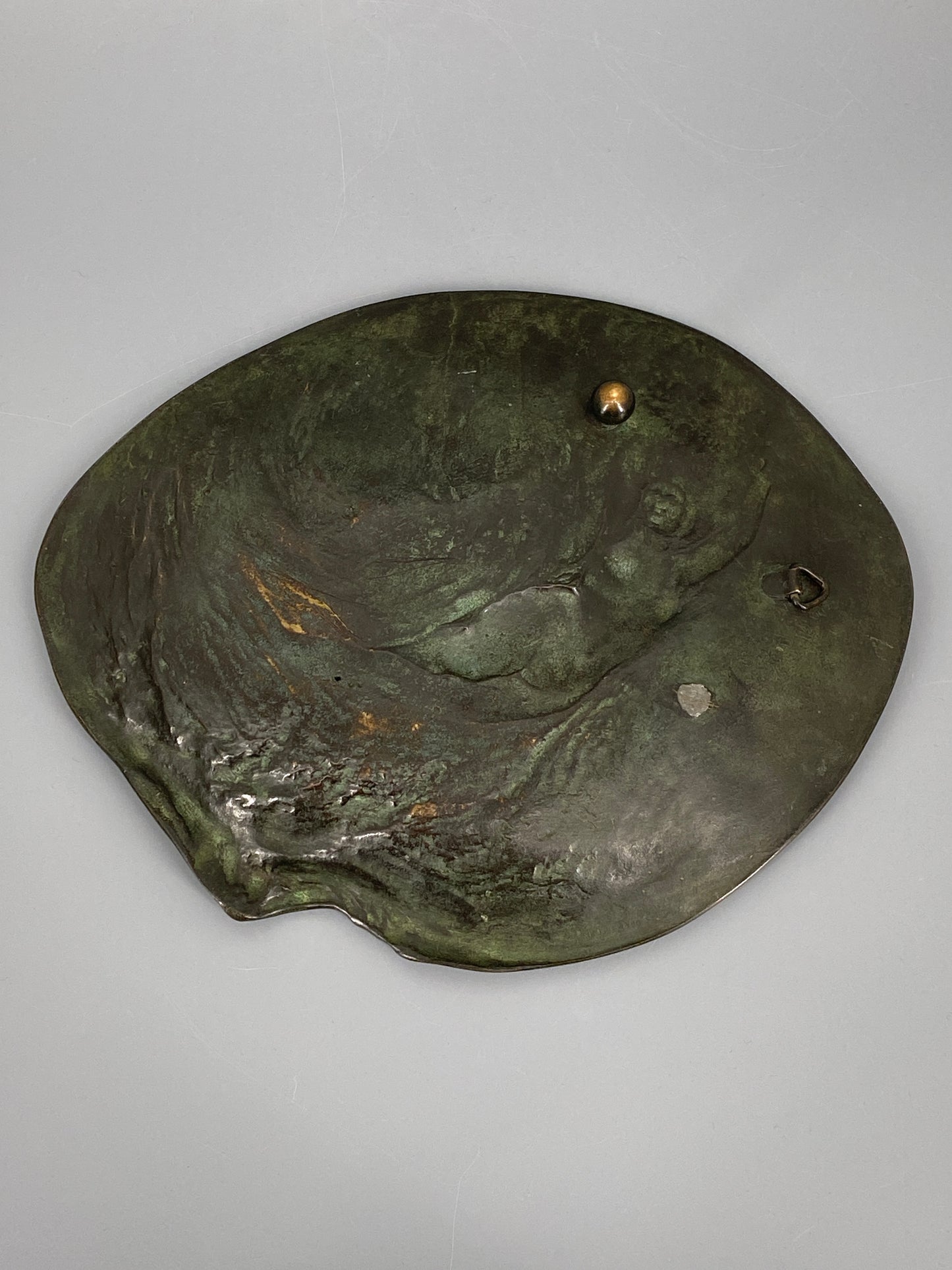 Bronze Relief Schale mit Frauenkörper von Pietzner & Co, Österreich, um 1900