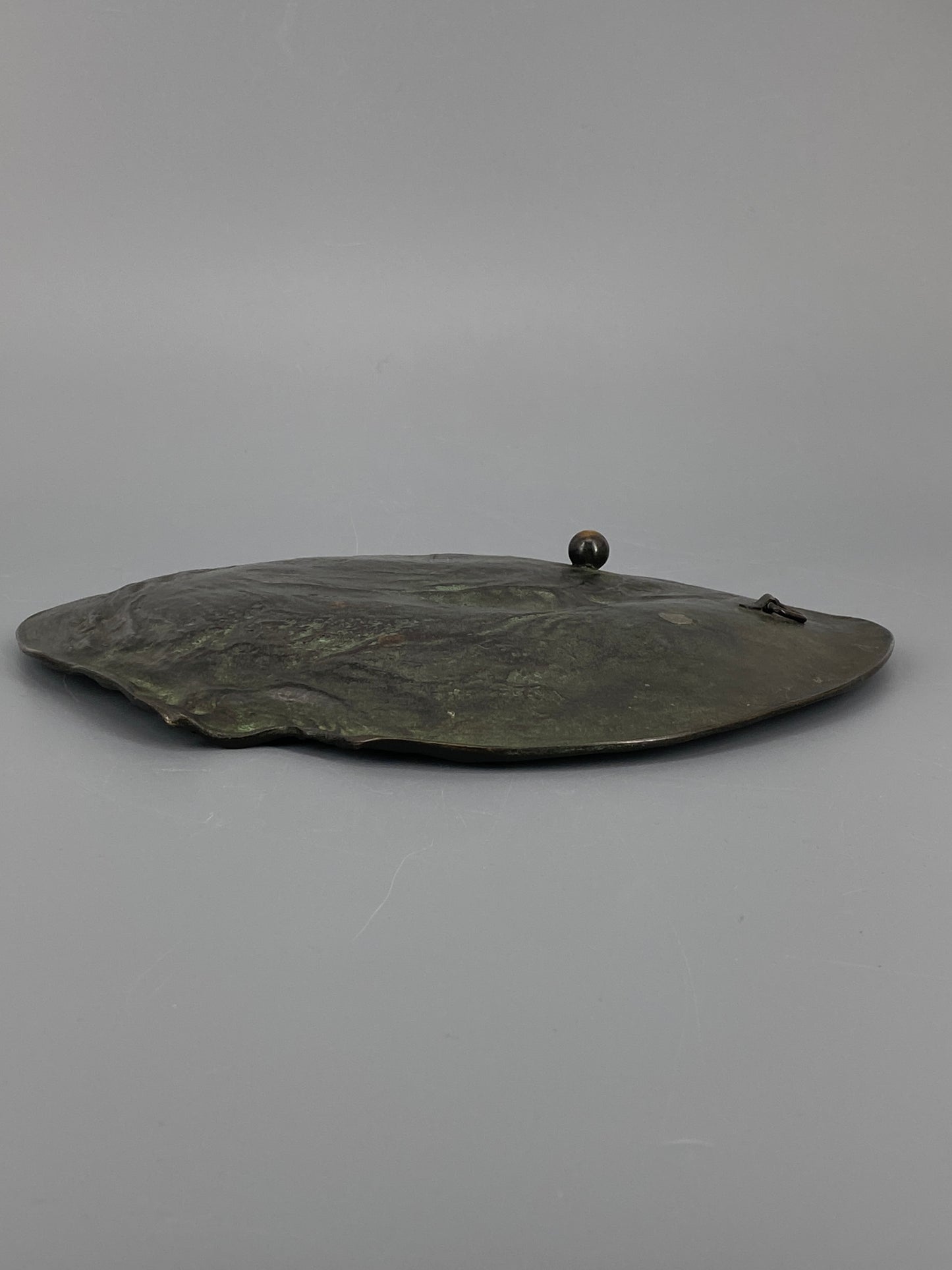Bronze Relief Schale mit Frauenkörper von Pietzner & Co, Österreich, um 1900