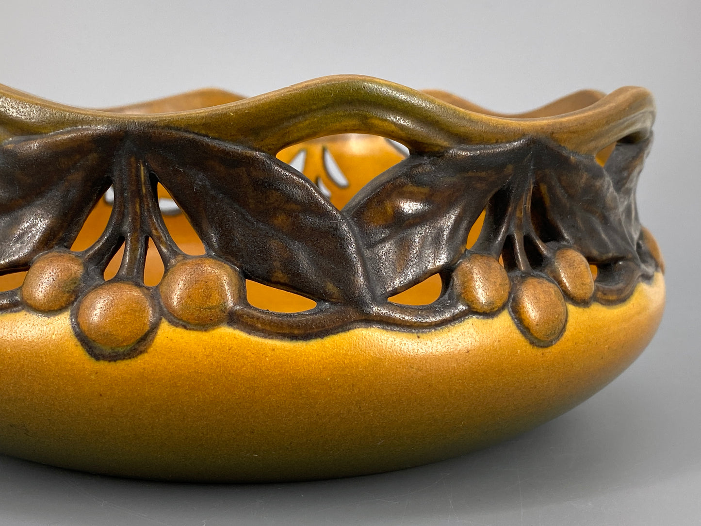 Keramik Obstschale von Karen Hagen für P. Ipsen's Enke, Dänemark, 1909