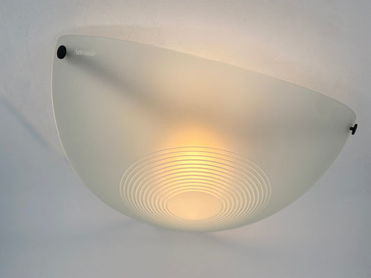 Wand,-oder Deckenlampe von Ernesto Gismondi für ARTEMIDE, Italien 1980er