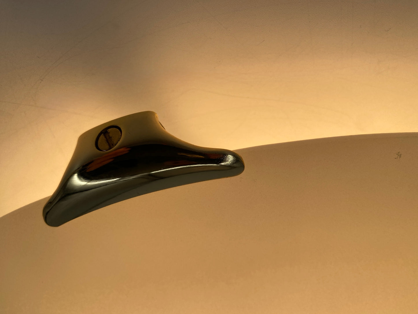 Plafoniere mit Satin-Glasschale von GUTI´S S.L. 1980er