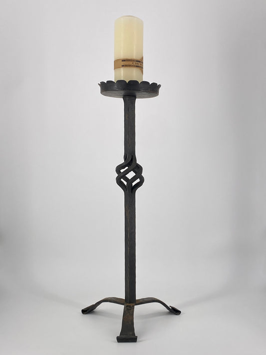 Großer brutalistischer Kerzenständer aus Schmiedeeisen, 1950-1970er