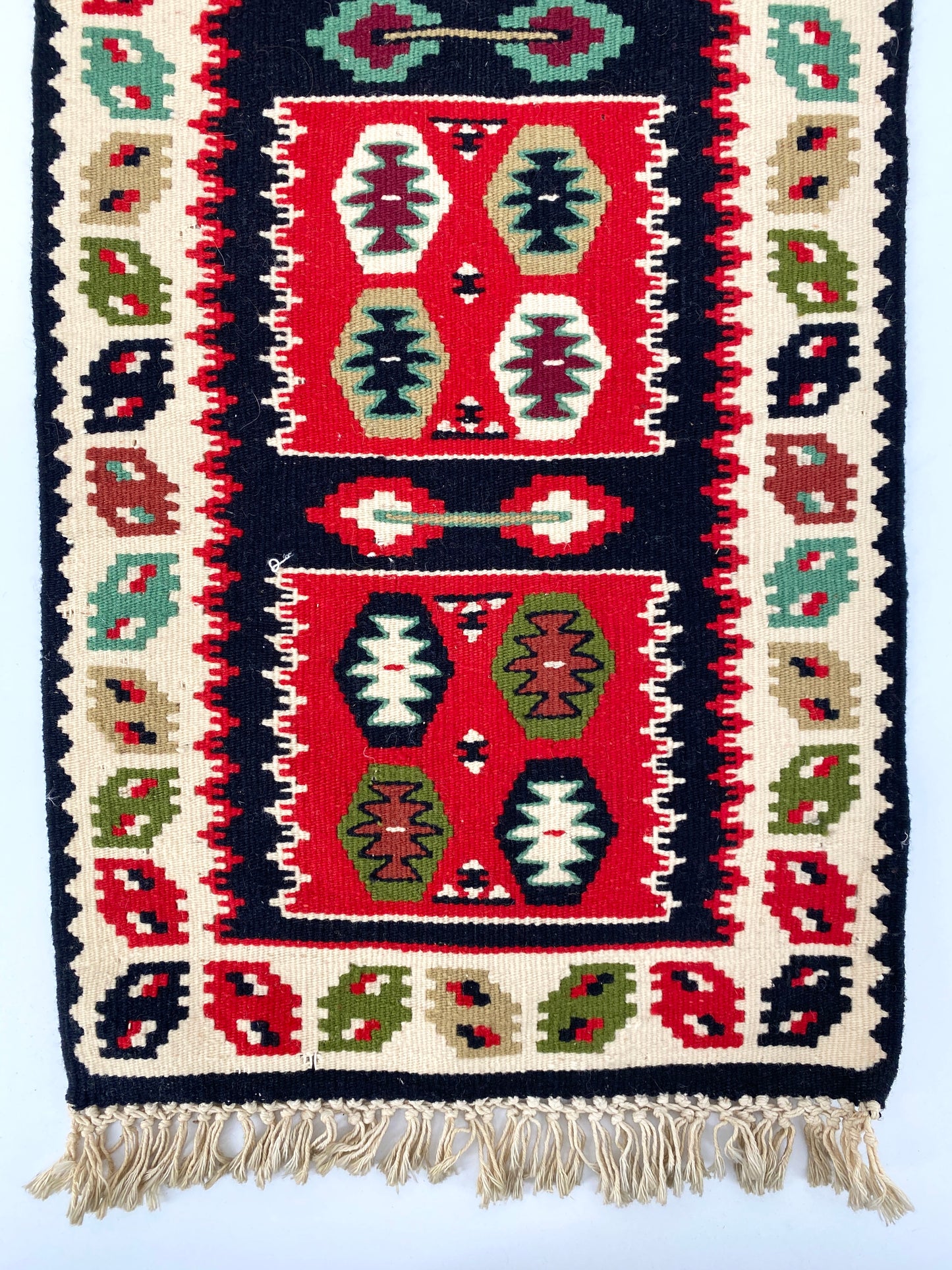 Langer Teppich bzw. Läufer im Nomad Stil, 115 cm