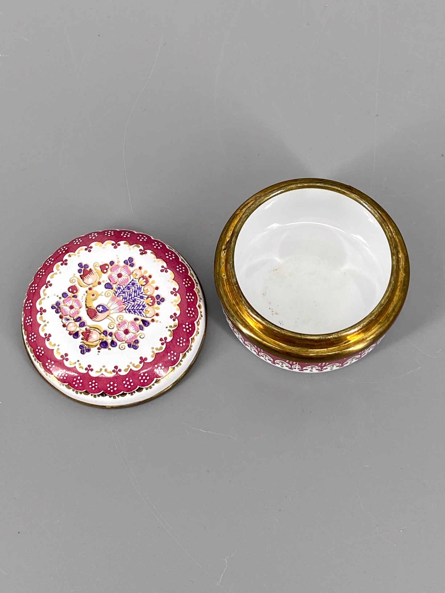 Handbemalte Emaille Schalen von Studio Steinböck, Österreich