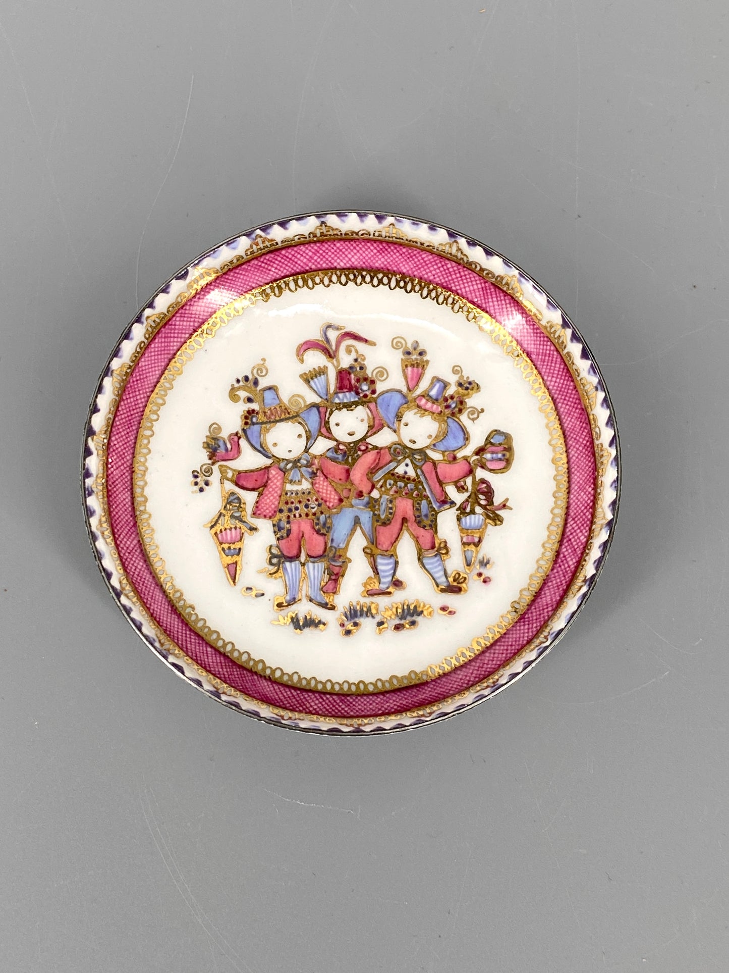 Handbemalte Emaille Schalen von Studio Steinböck, Österreich