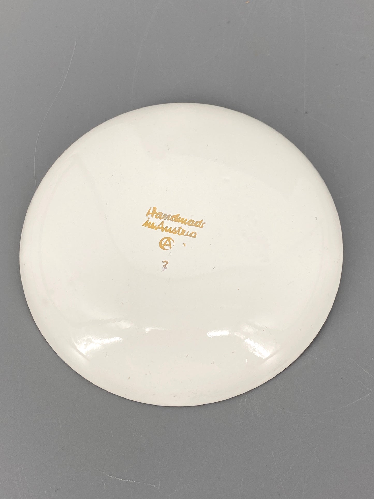 Handbemalte Emaille Schalen von Studio Steinböck, Österreich