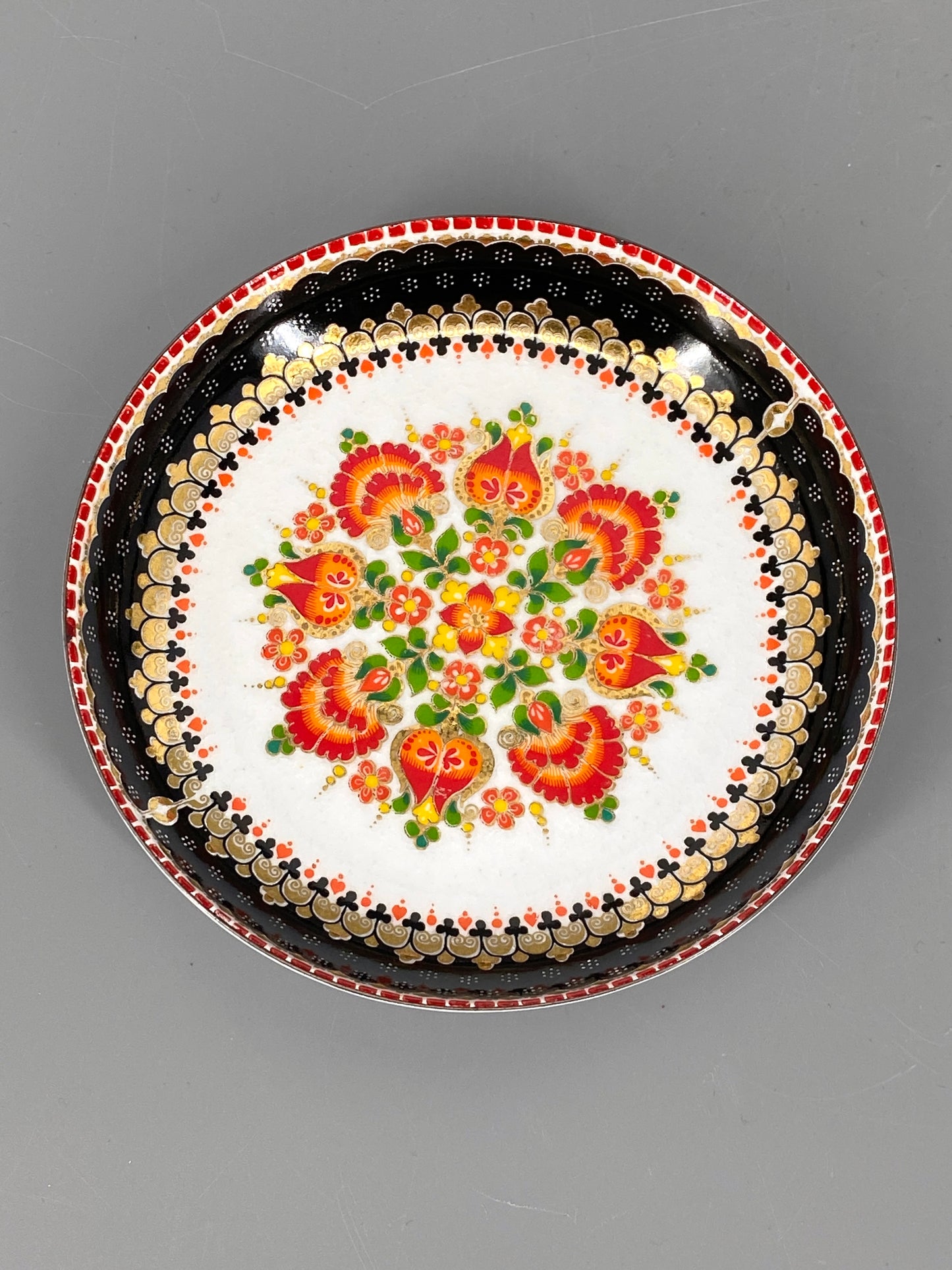 Handbemalte Emaille Schalen von Studio Steinböck, Österreich