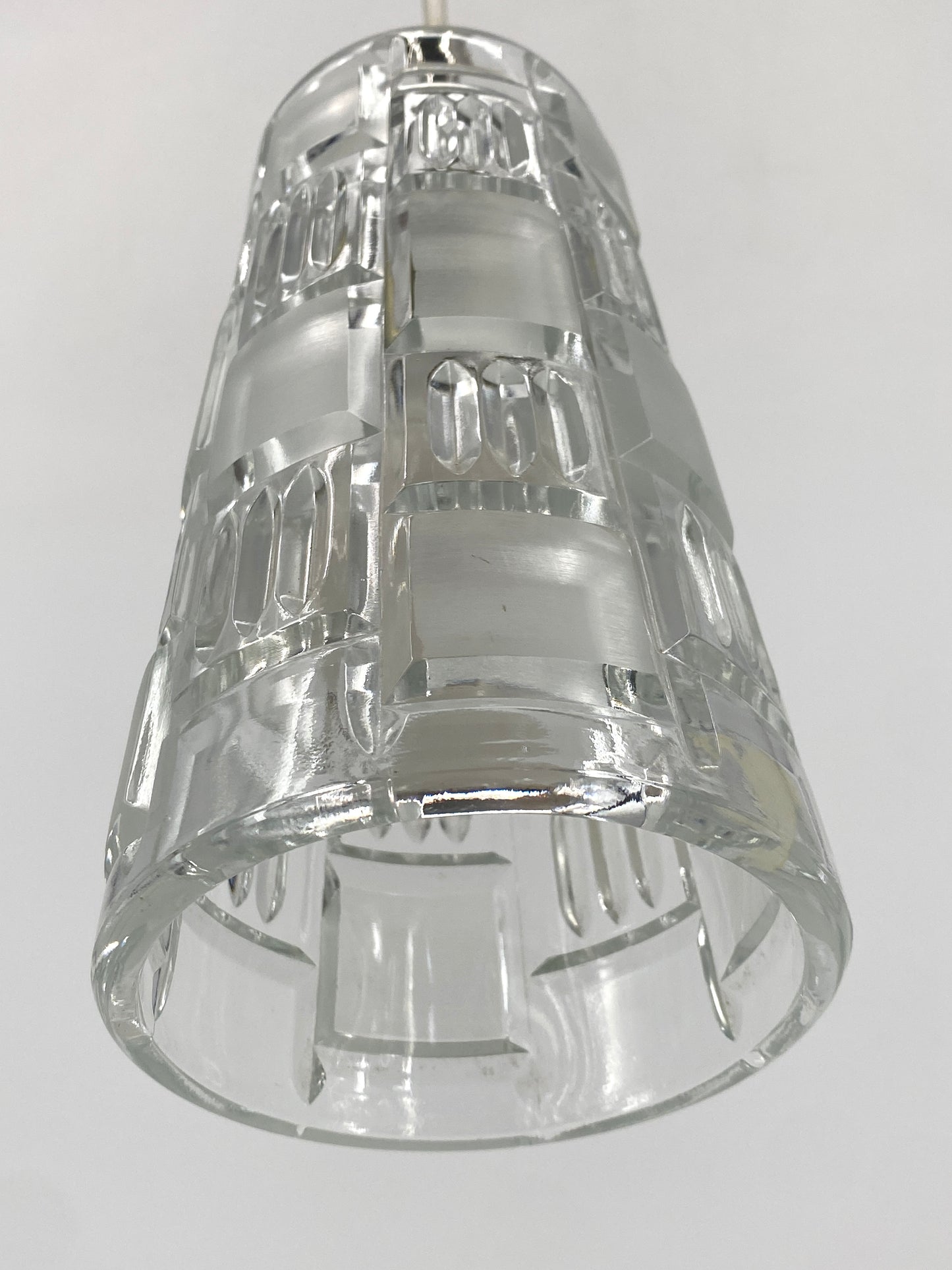 Vintage Hängelampe mit Reliefschliff von "Oberglas Austria", Österreich 1970er