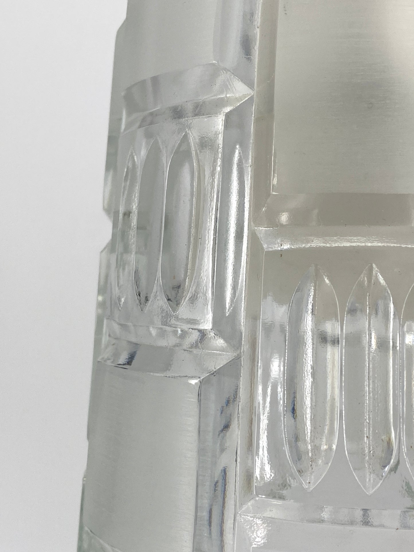 Vintage Hängelampe mit Reliefschliff von "Oberglas Austria", Österreich 1970er