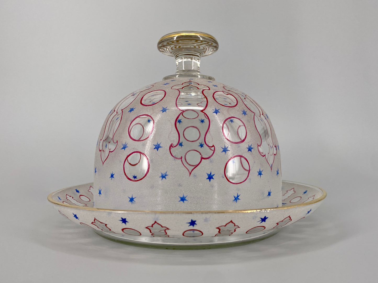 Servierteller mit Glasglocke aus Handarbeit, Vintage