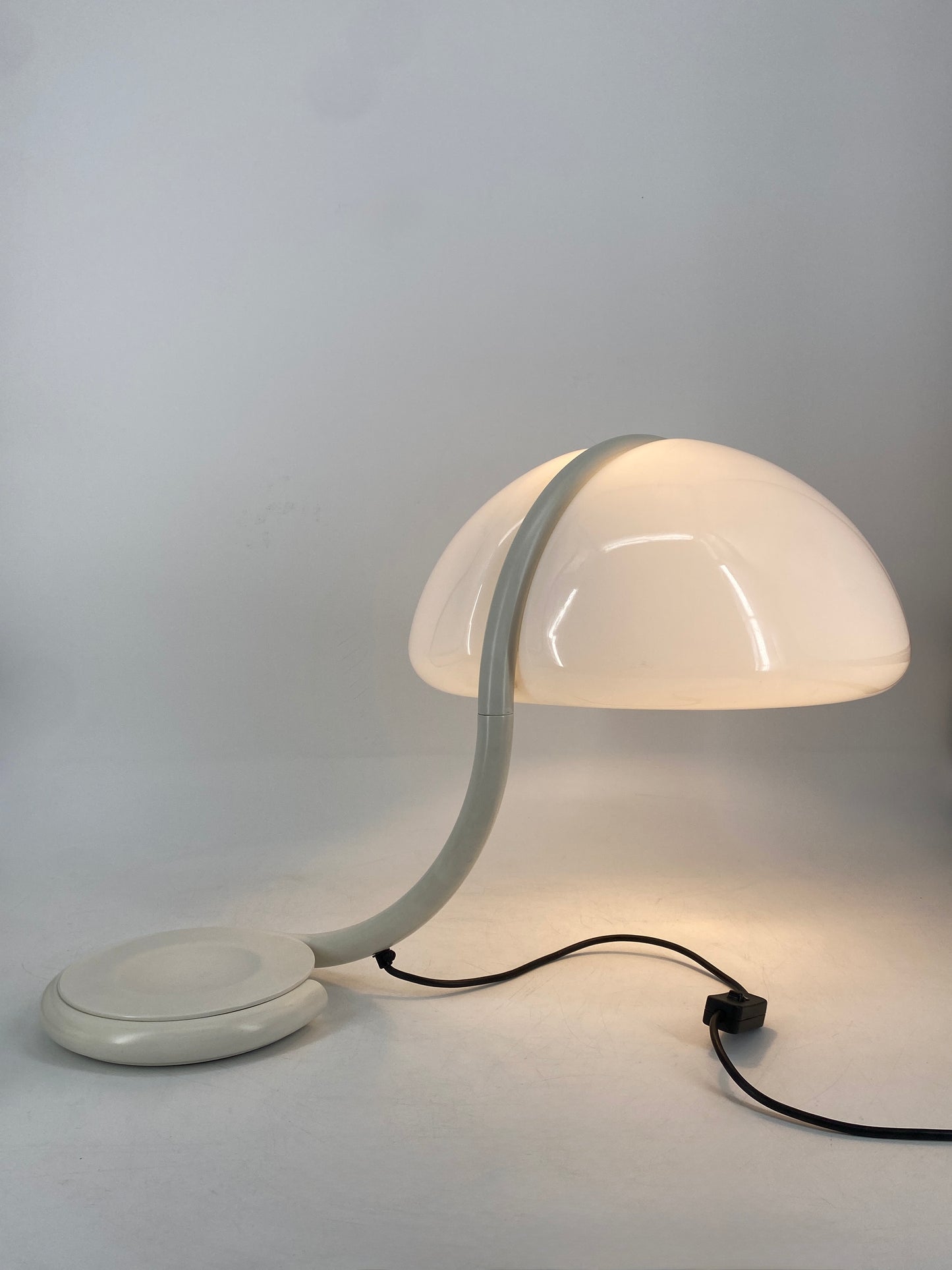 Tischlampe "Serpente" von Martinelli, Italien, 1965