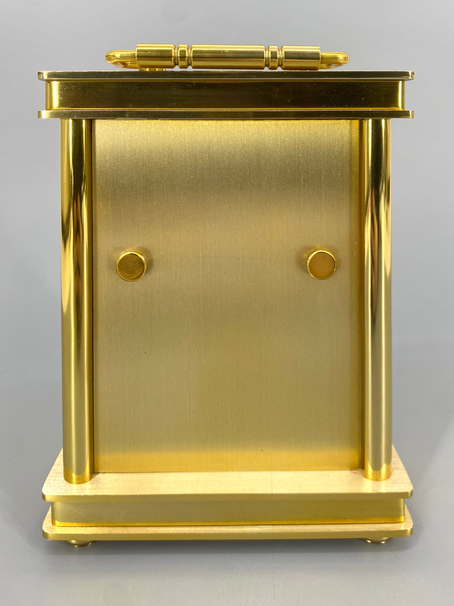 goldene, moderne Portaluhr von Atlanta