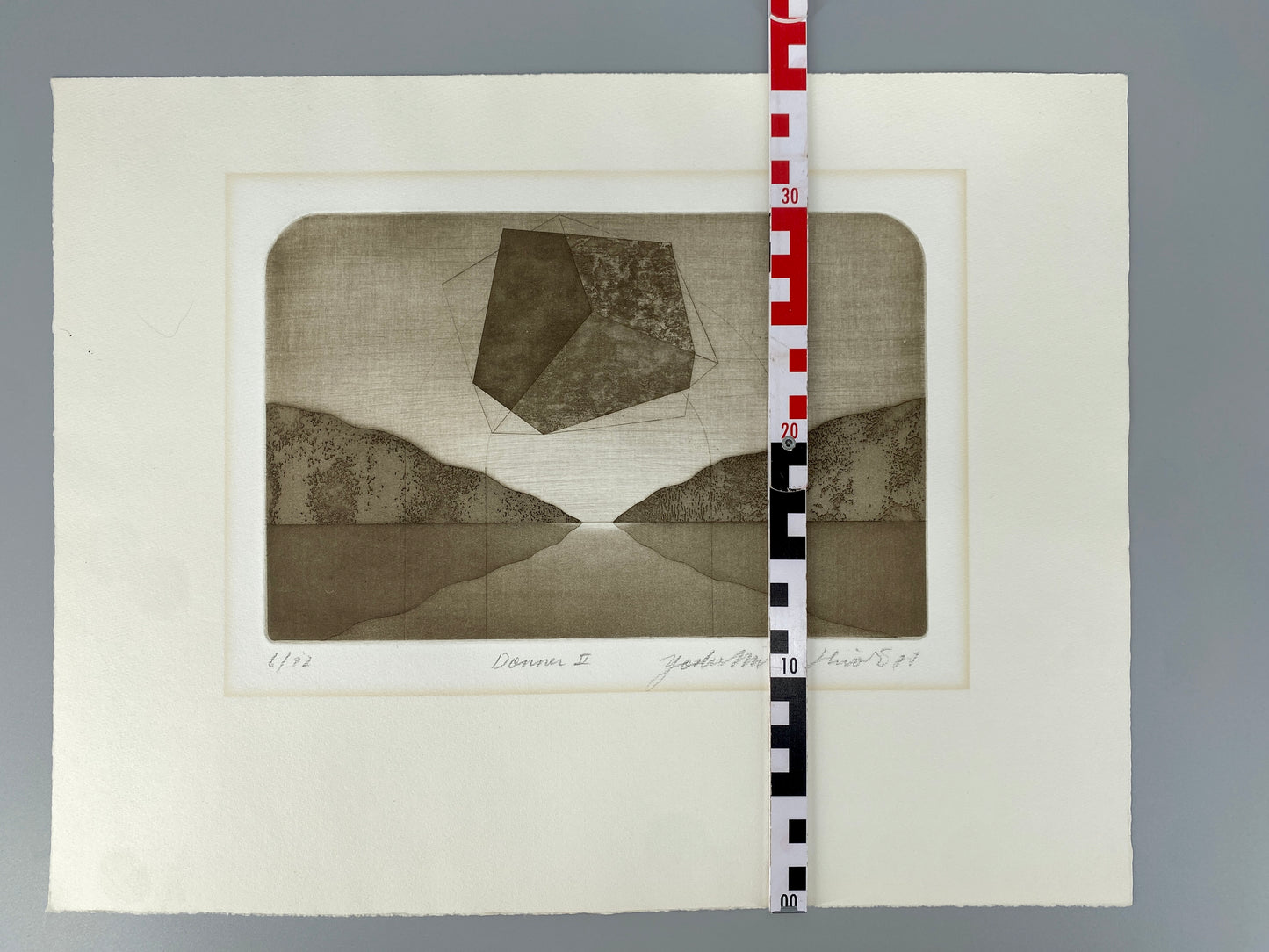 Radierung, Donner II. Abstrakte Landschaft mit Polyeder/Siebeneck