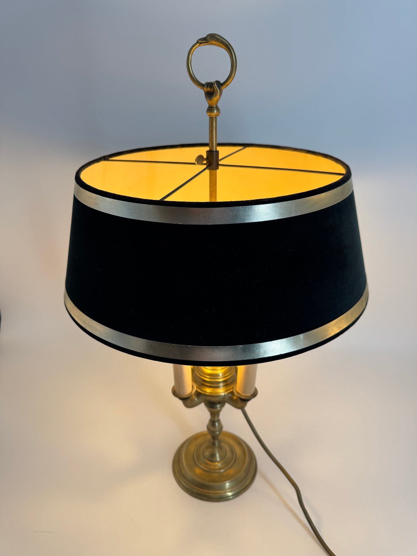 Bouilotte Tischlampe aus Messing Im Empire Stil