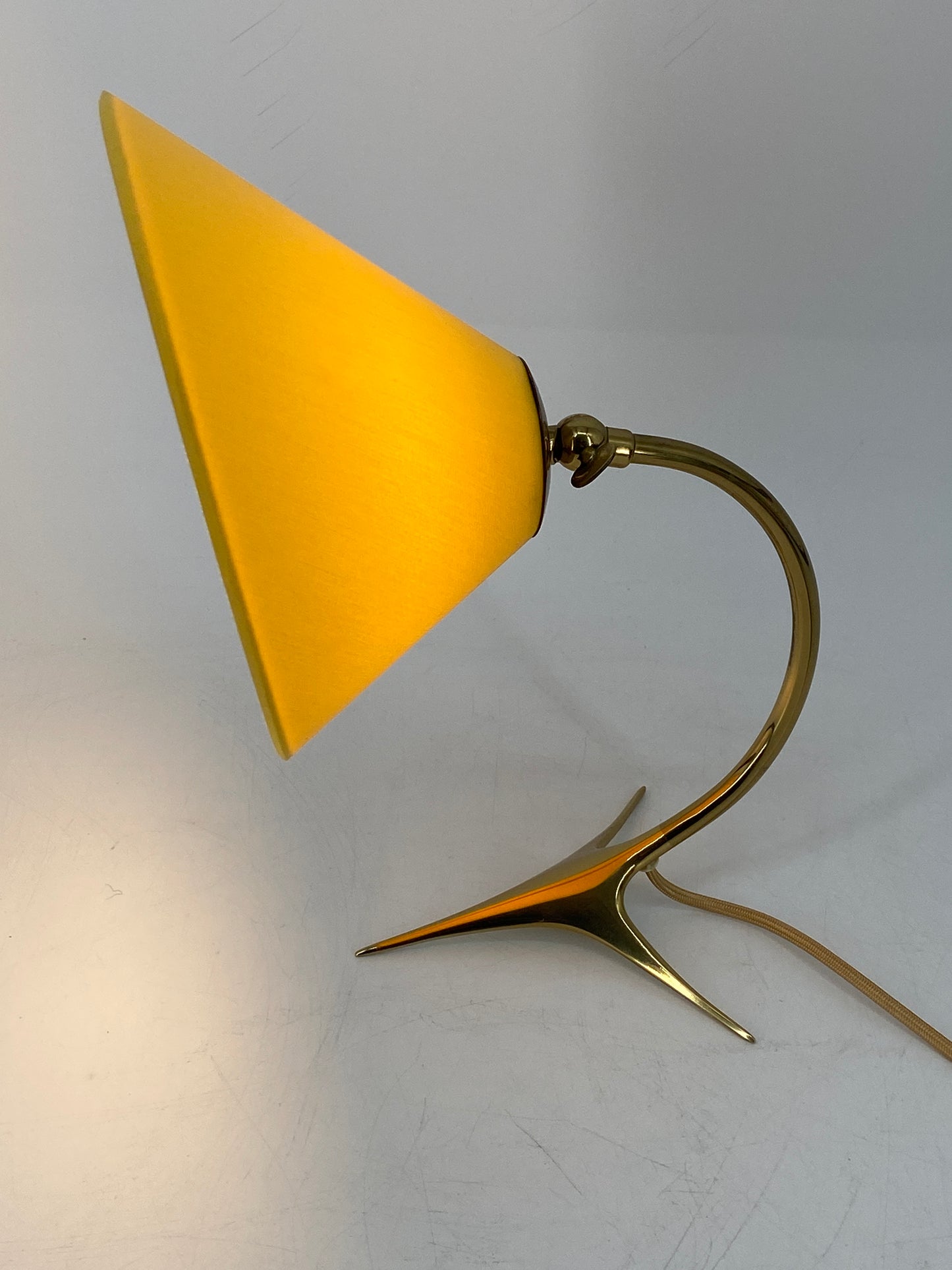 Tischlampe mit Krähenfuß, 50er Jahre