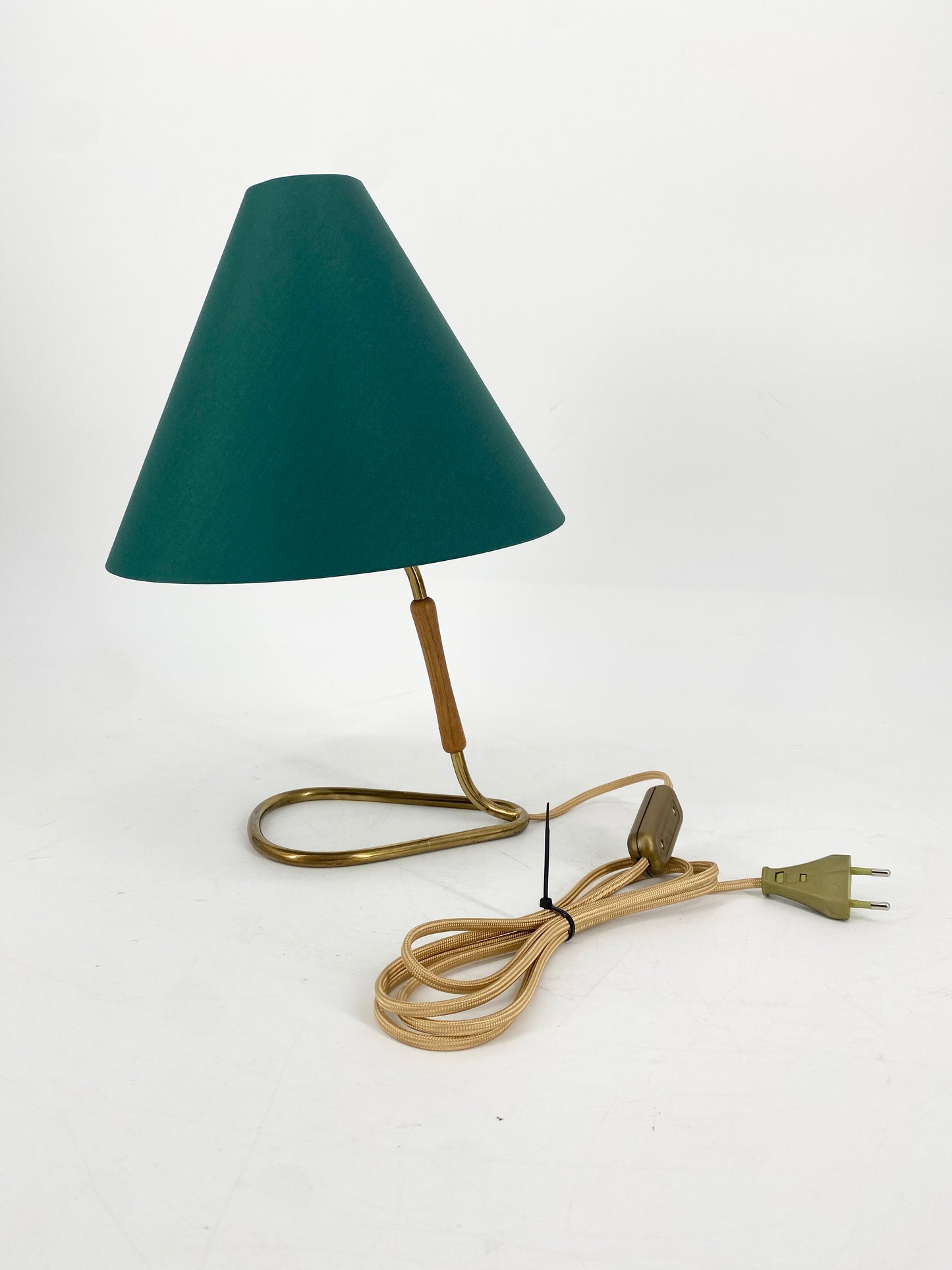 Tischlampe mit Messingfuß, 50er Jahre, Grün