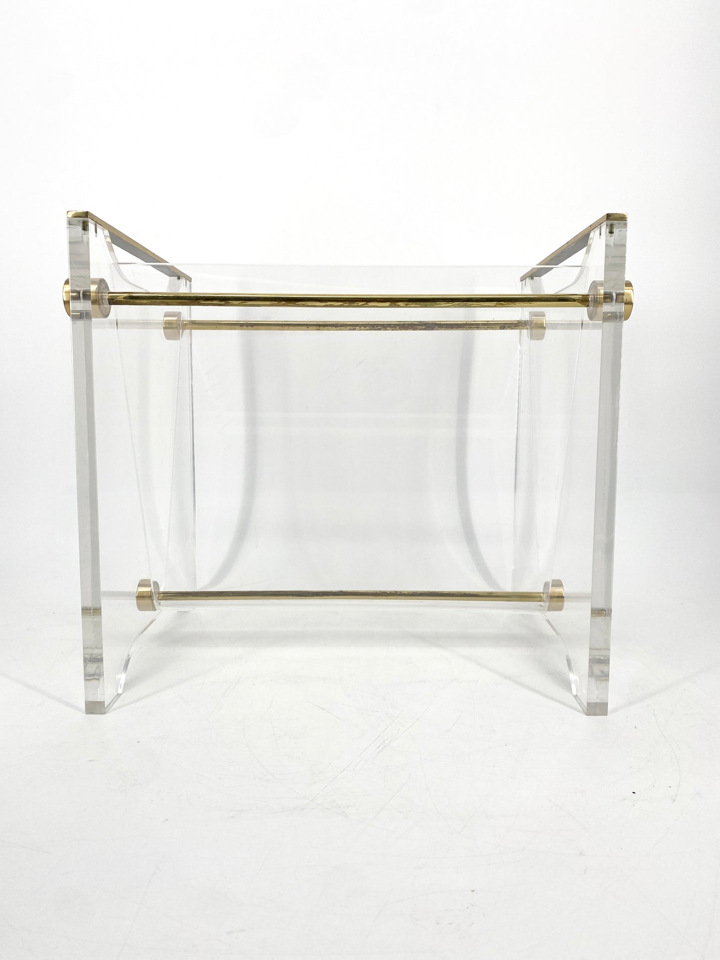 Zeitungsständer aus Acrylglas im Hollywood Regency Stil, 1970er