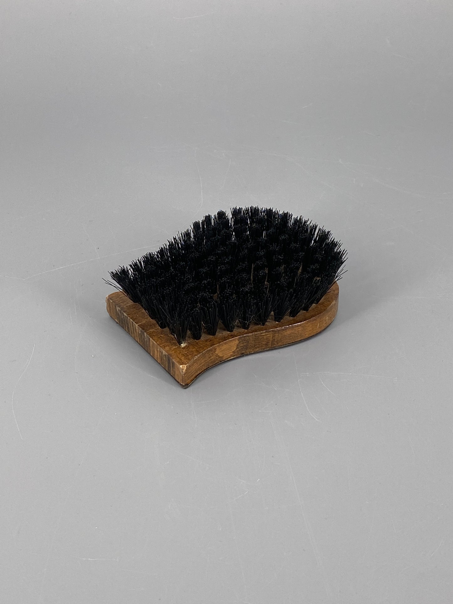 Schuhlöffel und Bürste von Etienne Aigner aus Messing