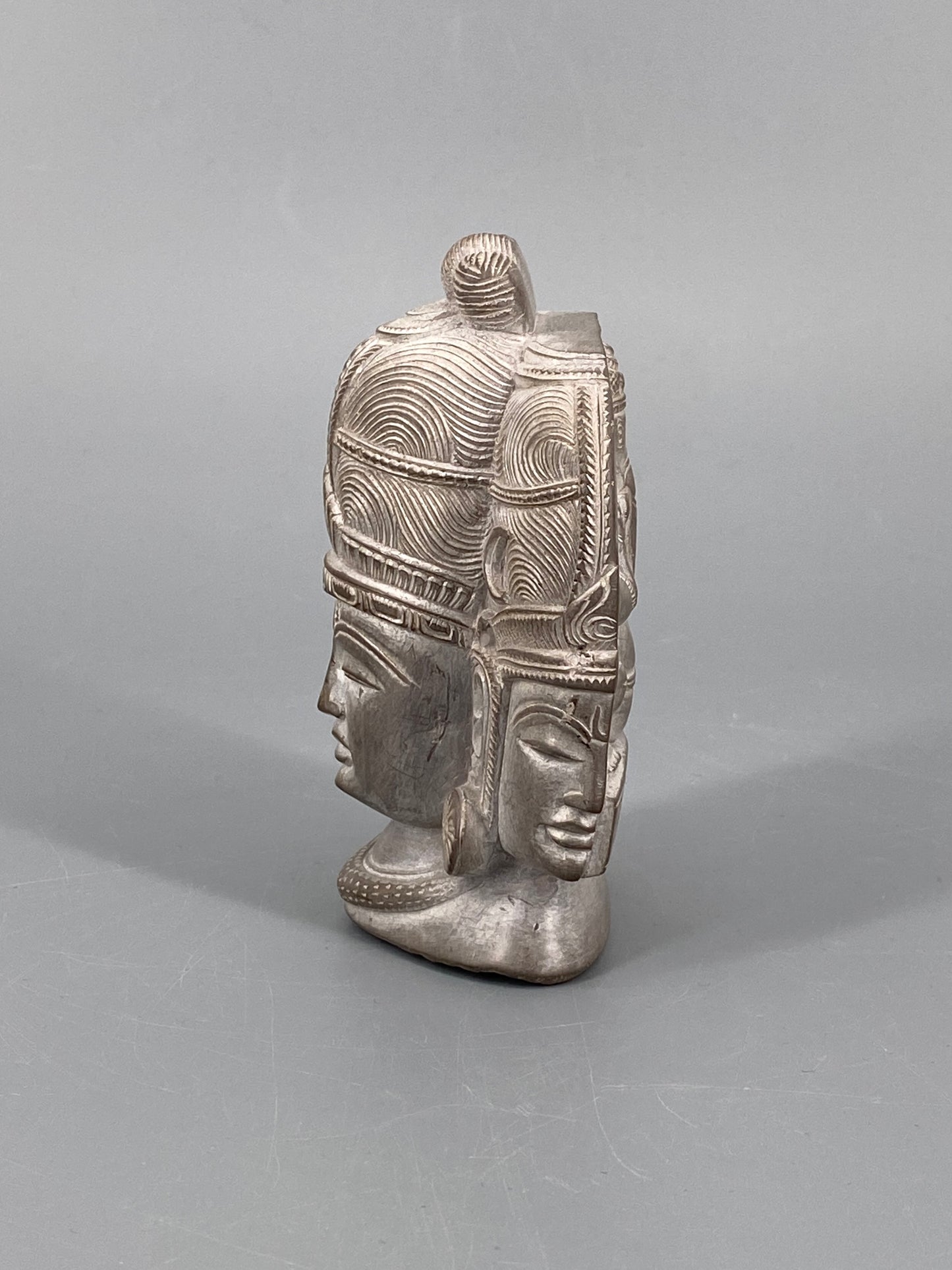 Trimurti Stein Skulptur aus Indien