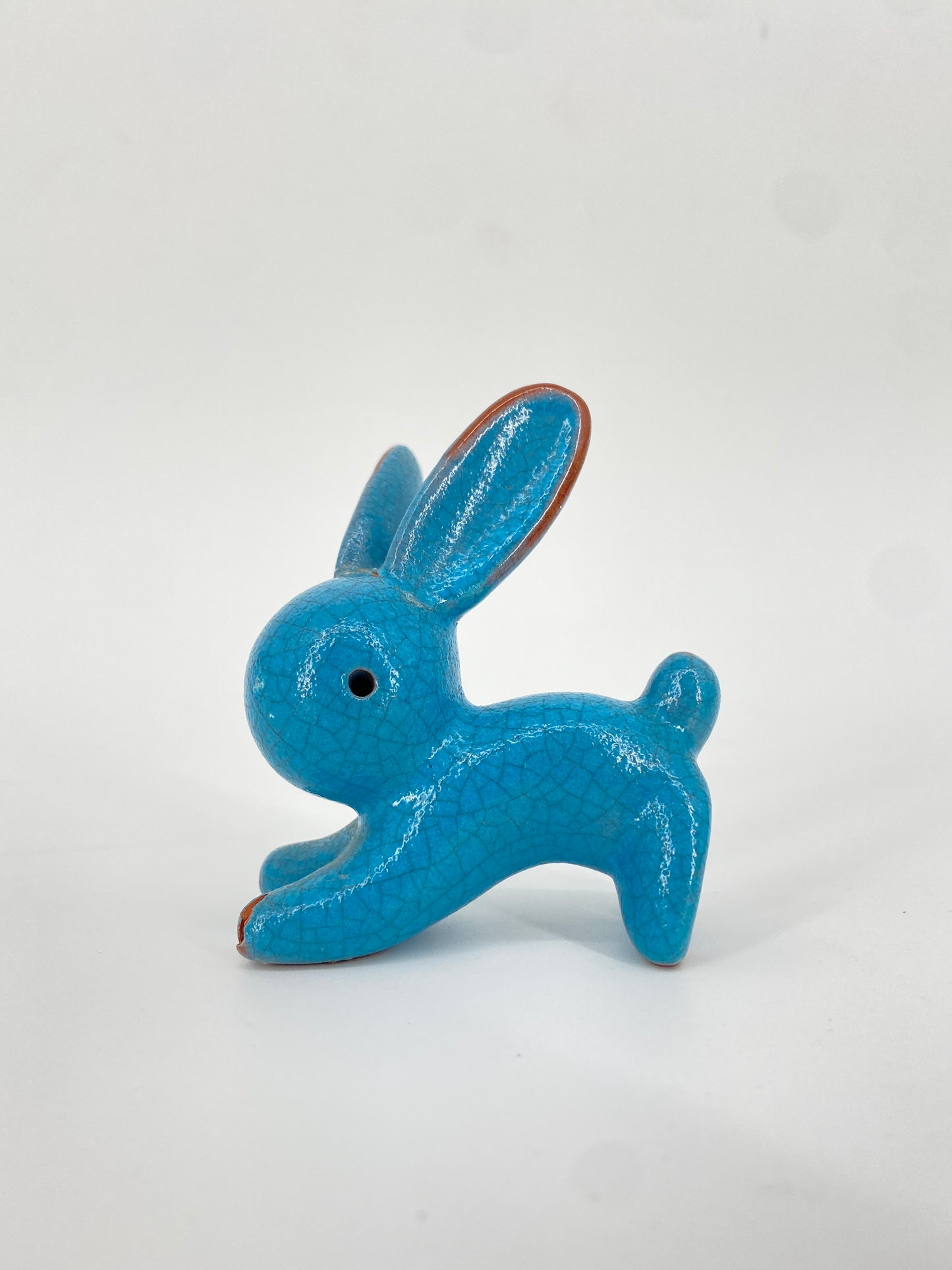 Zwei Tierfiguren von Walter Bosse aus Keramik, Karlsruher Majolika