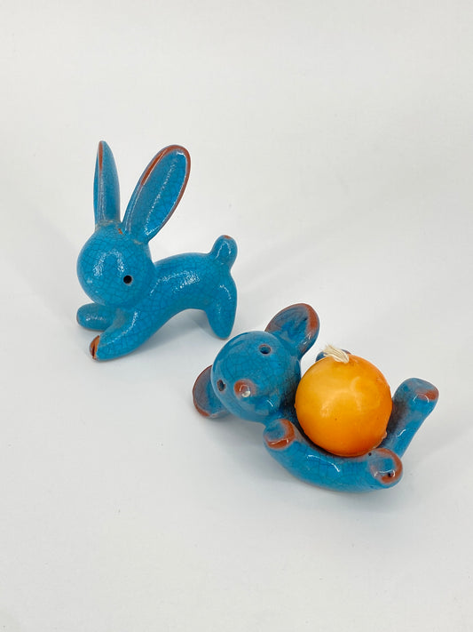 Zwei Tierfiguren von Walter Bosse aus Keramik, Karlsruher Majolika