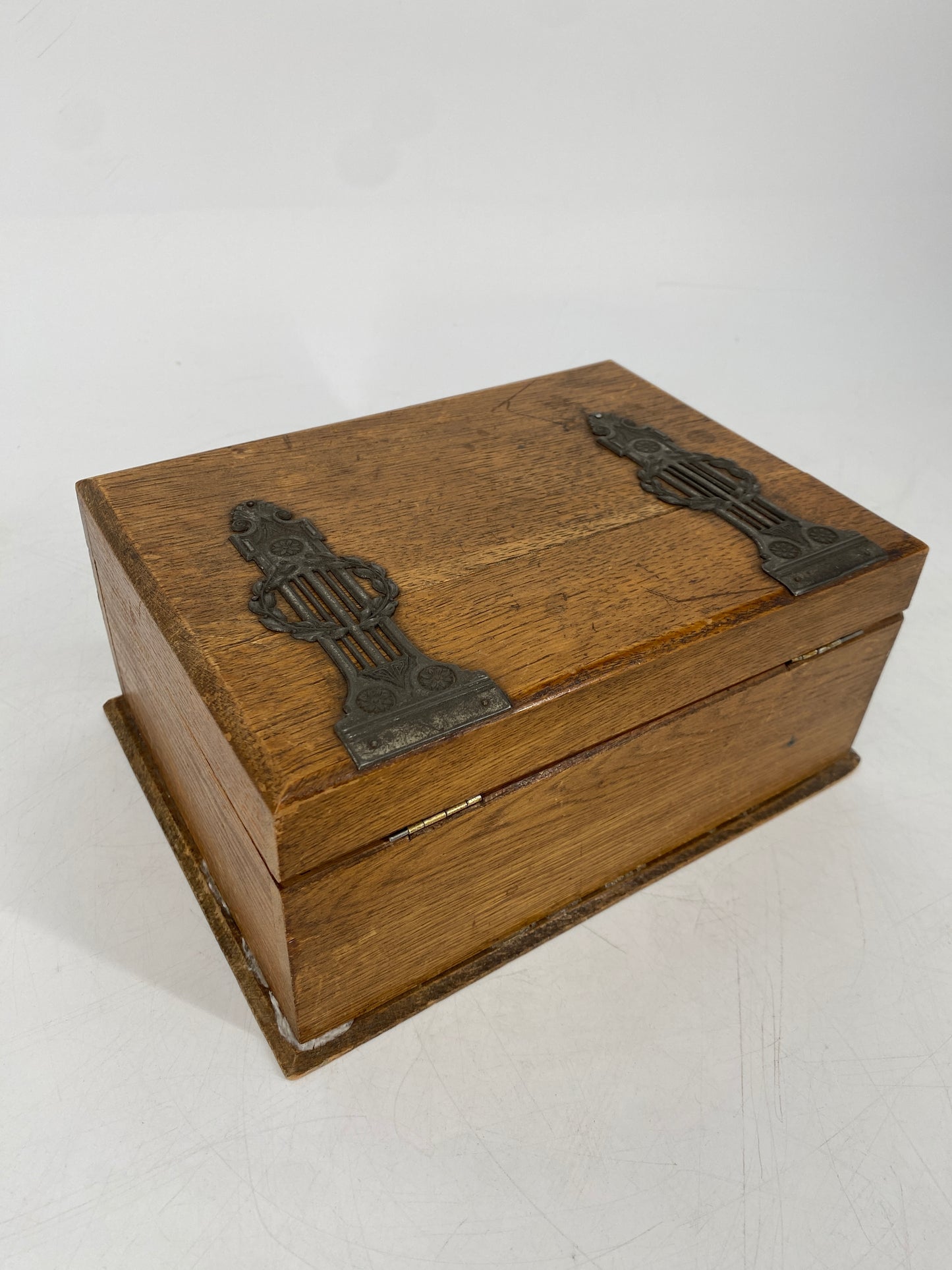 Jugendstil Schatulle mit Metallbeschlägen um 1900