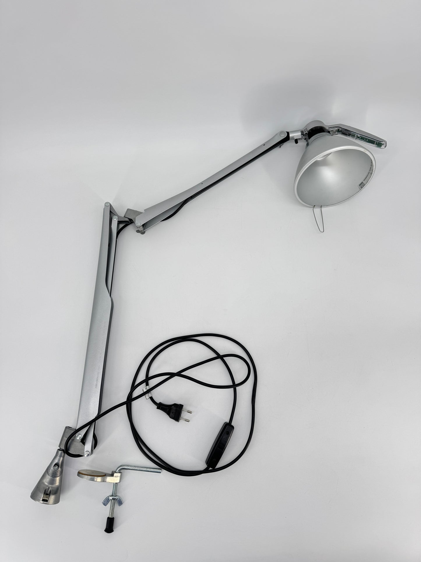 Luceplan Fortebraccio D33 N 100 Tischlampe