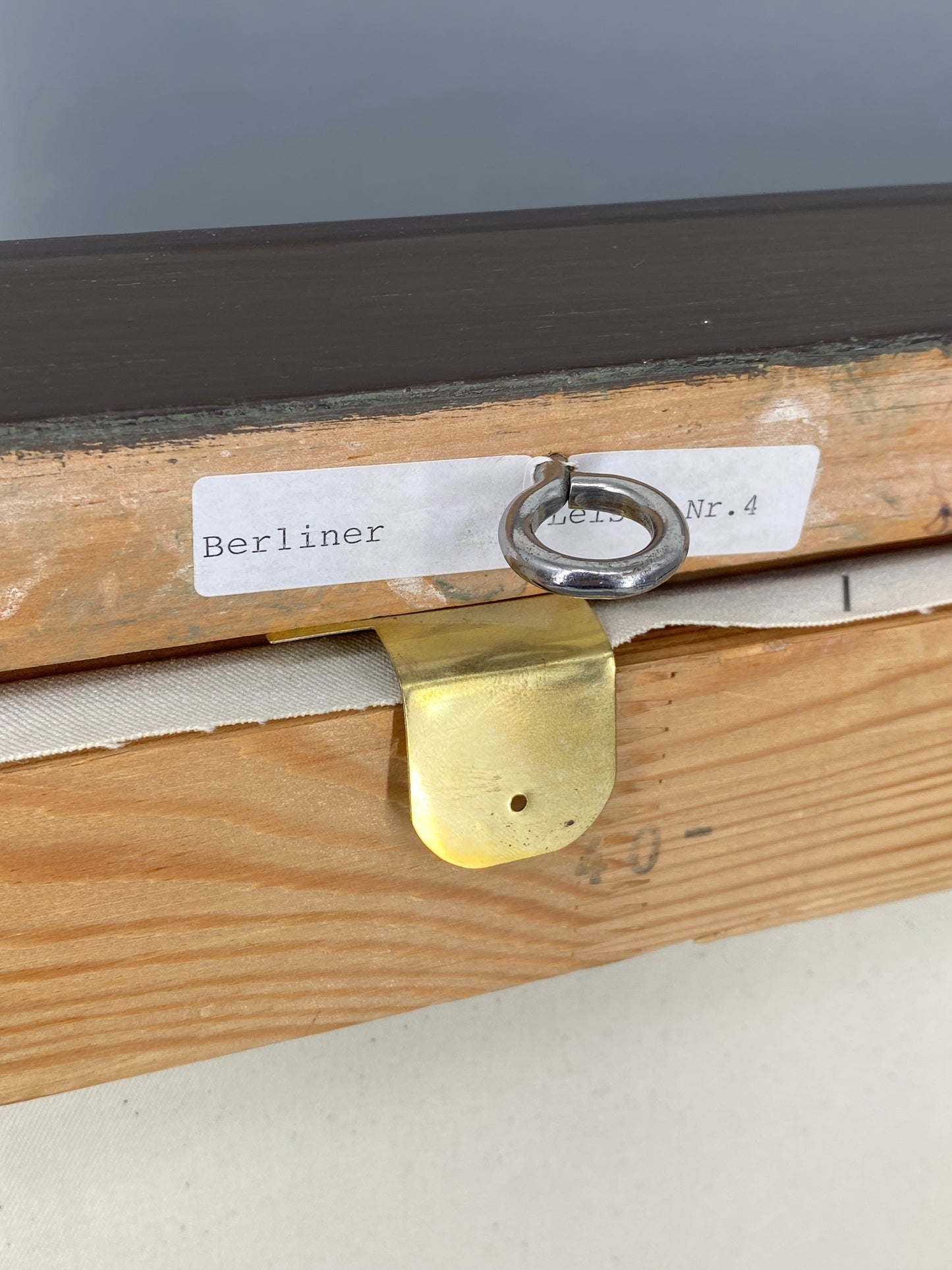 Farbenprächtiges Acrylgemälde "Stillleben" auf Leinwand von Hermann Muth (1930–2011)