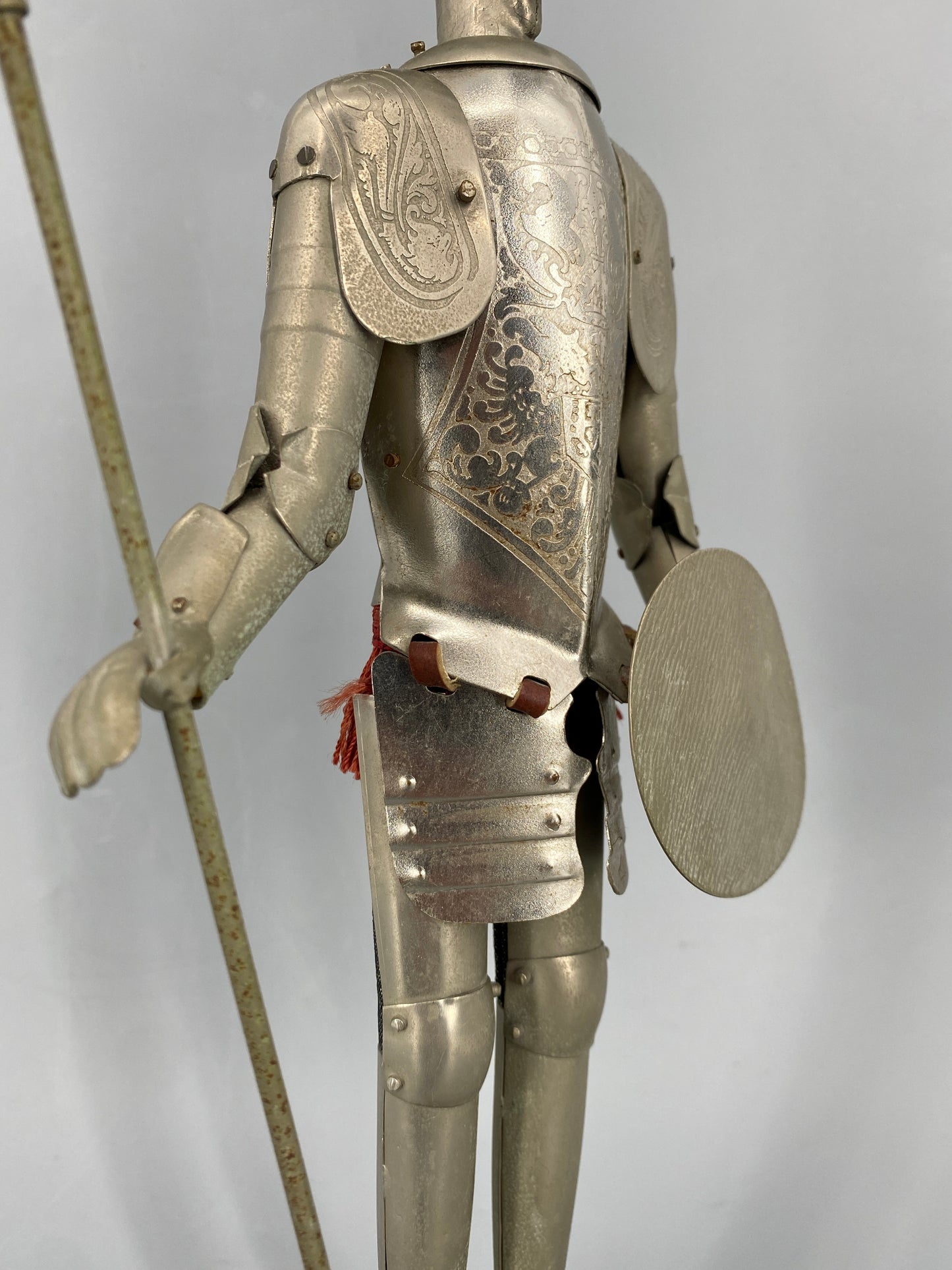 Don Quijote Figur in Rüstung, 1970er