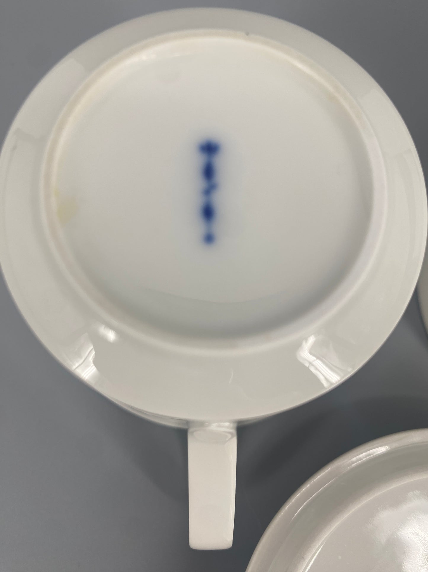 KPM Berlin Porzellan Milch und Zuckerset mit Feldblumen  von Trude Petri
