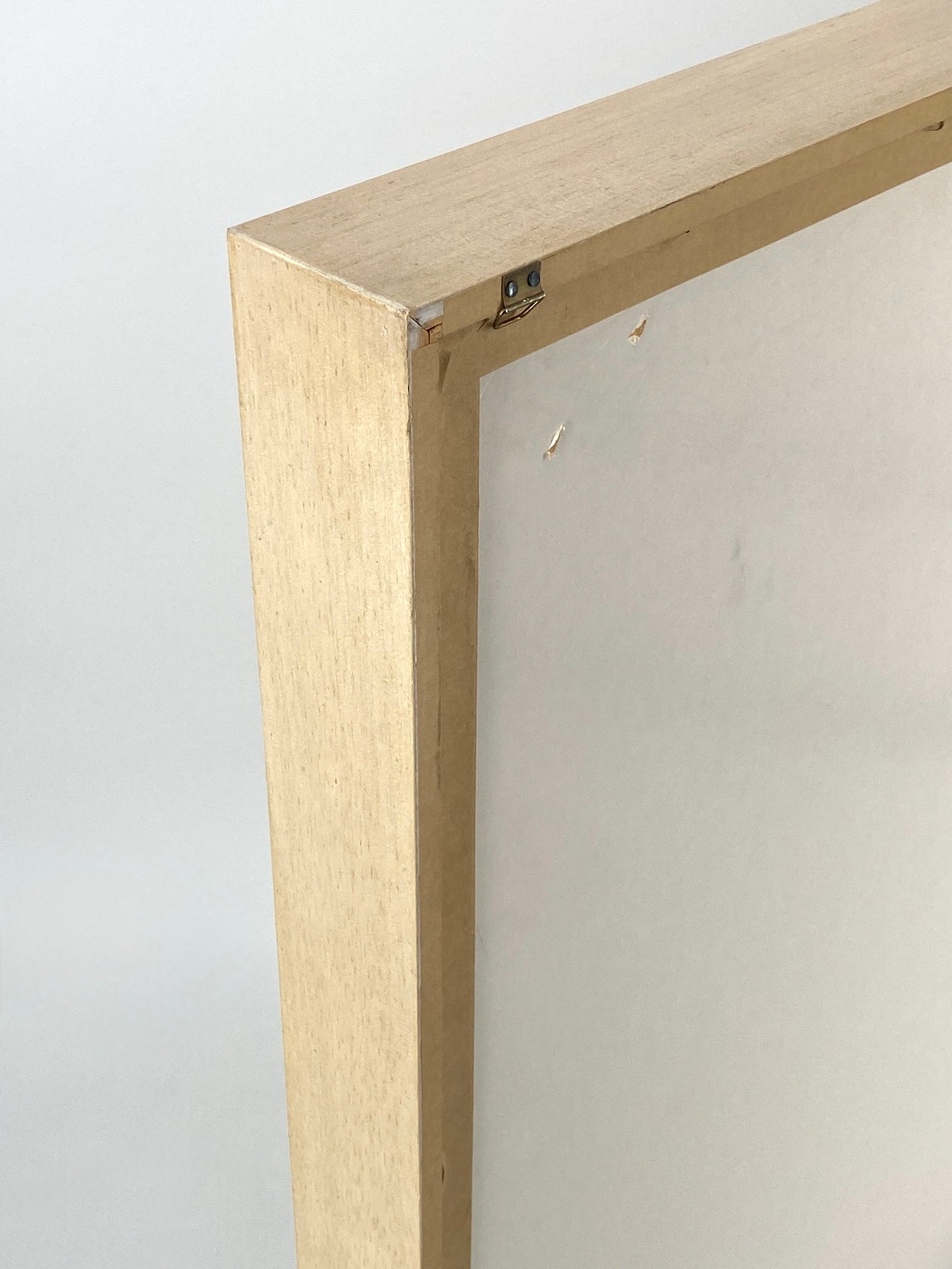 Assemblage "Eine Fahne ist keine Gabel" von Suse Wiegand, 1993