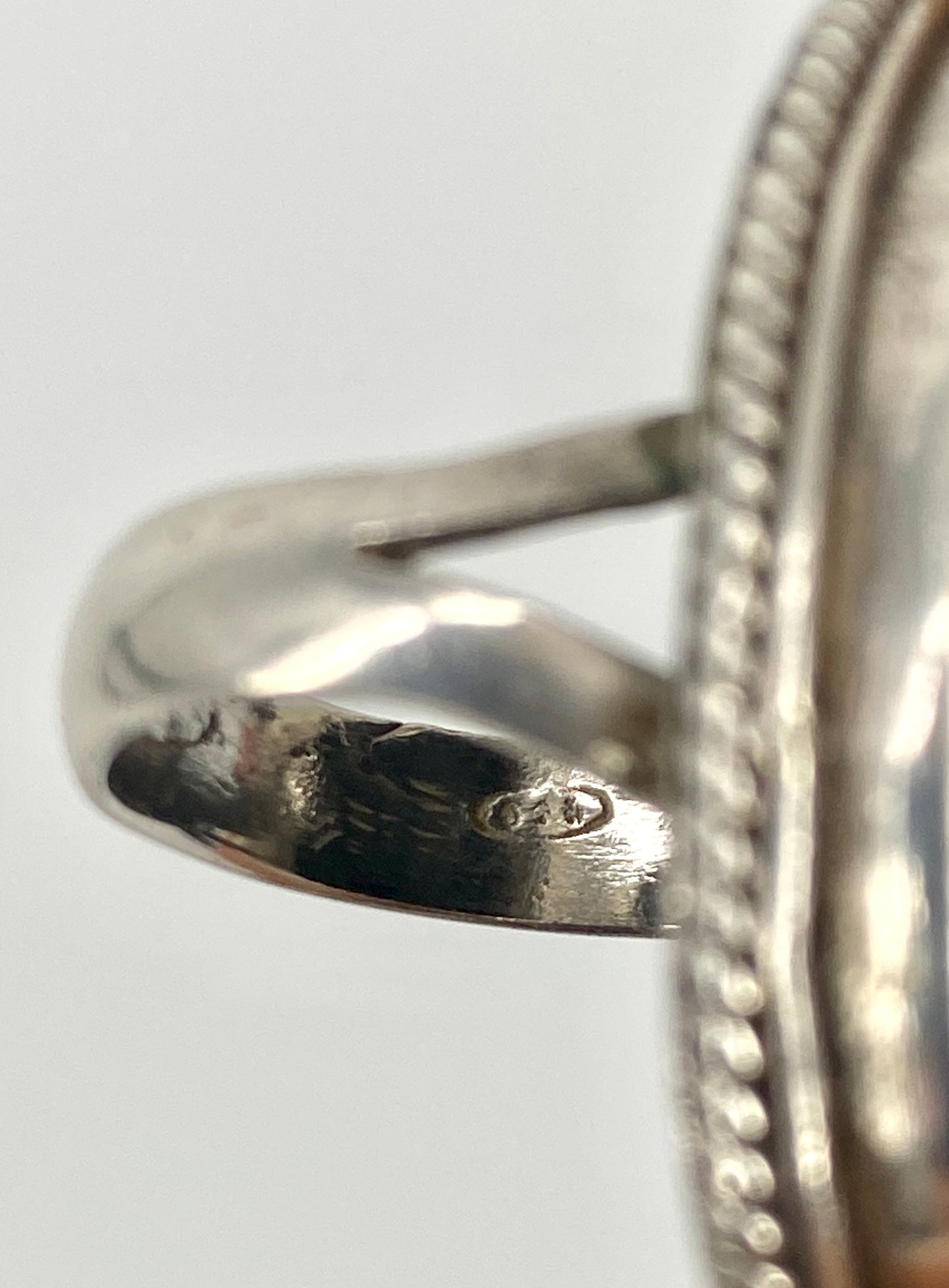 Statement Ring aus 925er Silber mit großem Onyx Stein