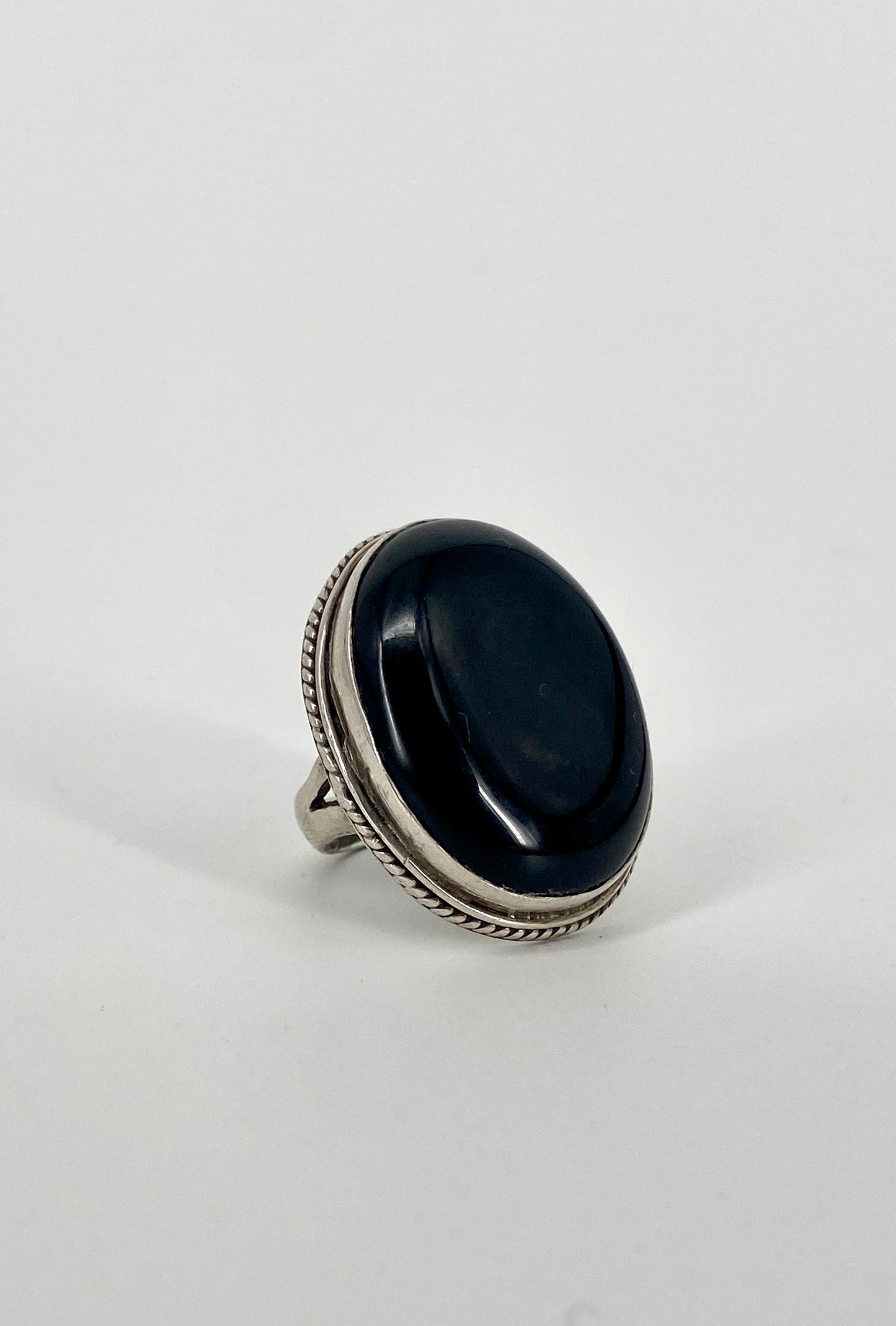Statement Ring aus 925er Silber mit großem Onyx Stein