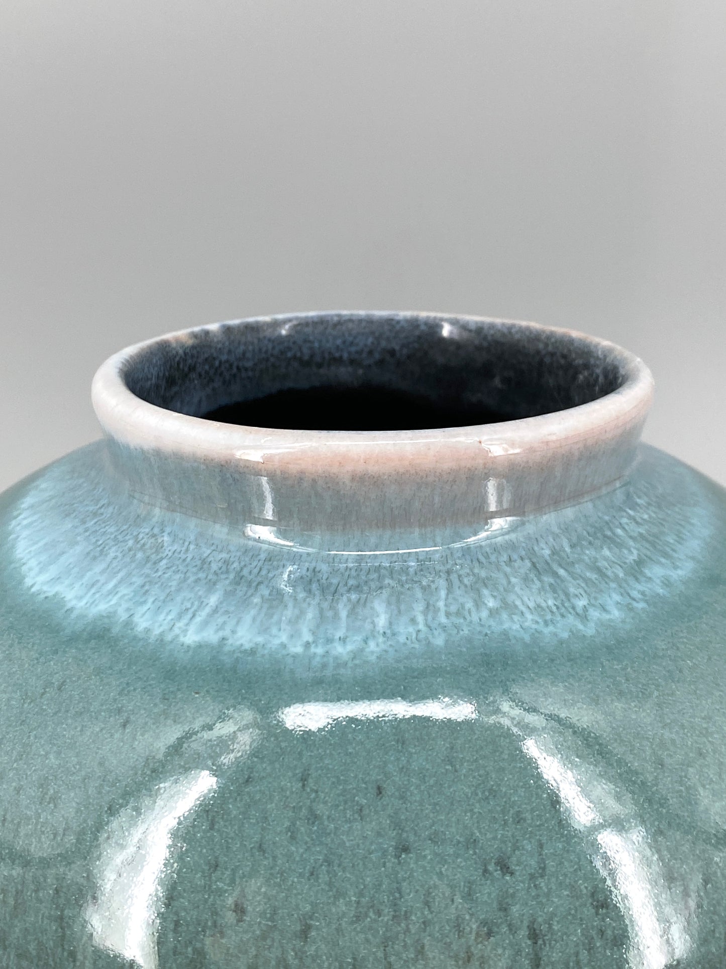 Keramik Vase in Türkis mit Sprenkel, 70er