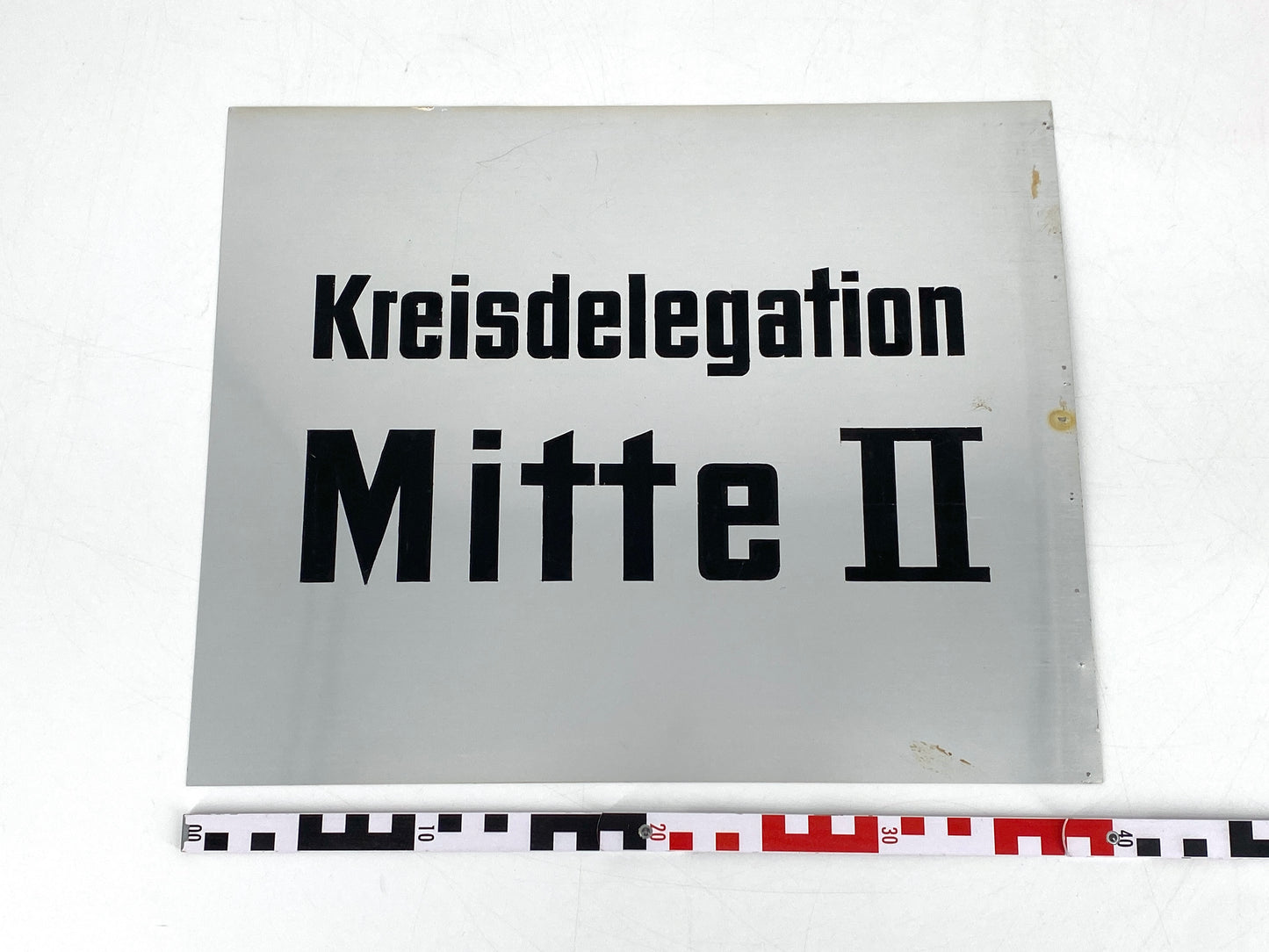 Zwei originale Metallschilder aus der DDR-Zeiten, gemalt