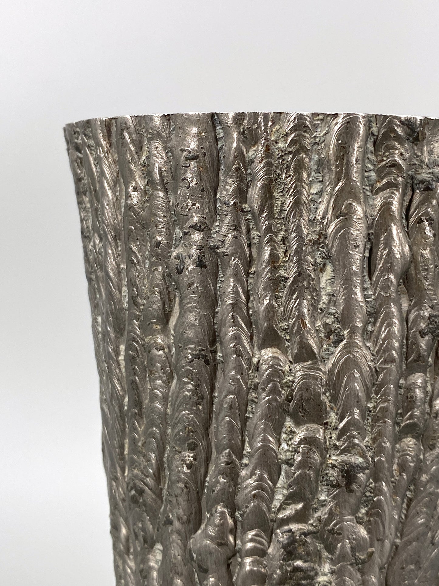 brutalistische Vase aus Stahl, 70er