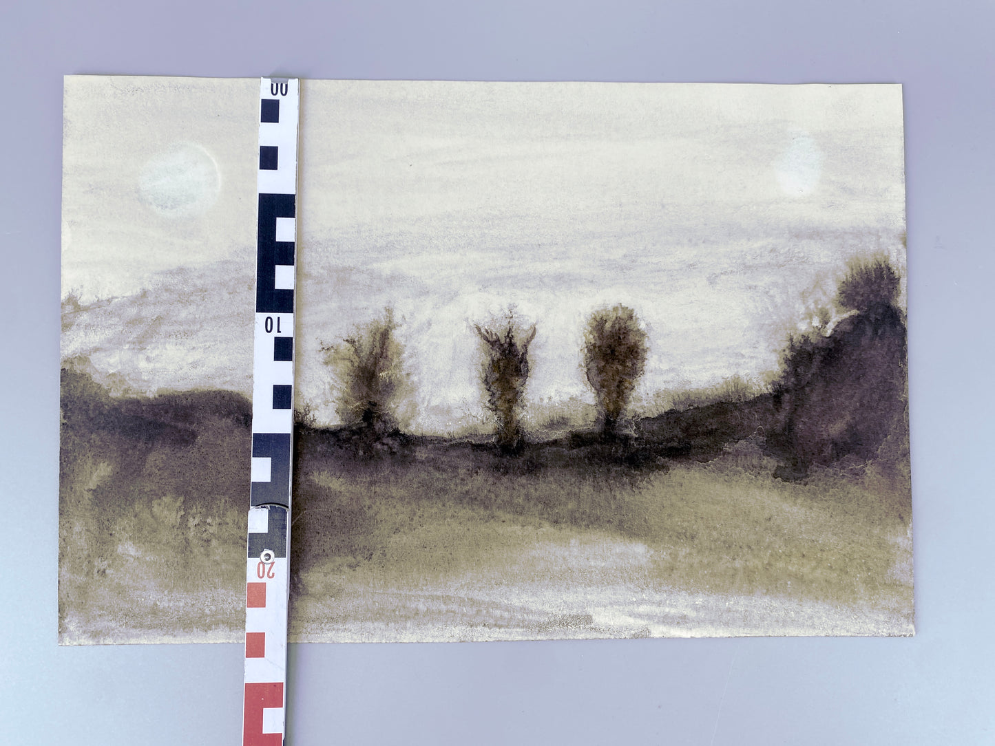 Kohle-Landschaft. Kleines Gemälde mit Prägung