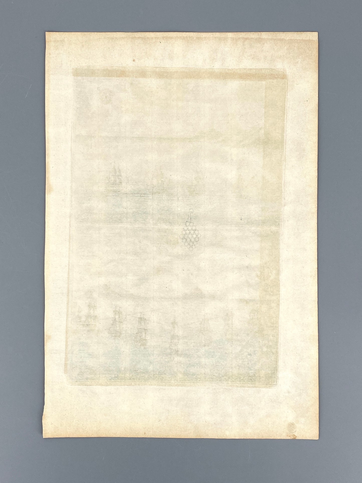 Altkolorierter Kupferstich aus dem Buch von Paul Hoste (Die Kunst der Seestreitkräfte oder Abhandlung über Seeschlachten), gedruckt im 18. Jahrhundert