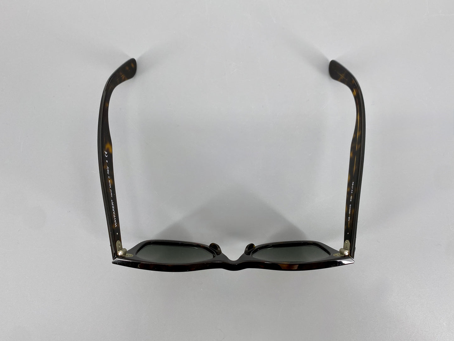 Wayfarer Sonnenbrille von Ray-Ban, Italien