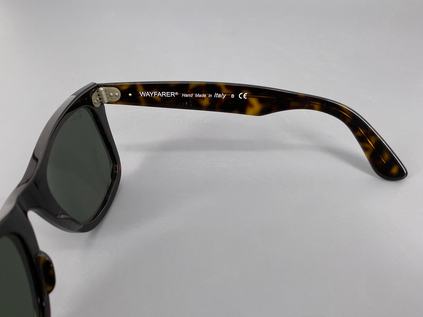 Wayfarer Sonnenbrille von Ray-Ban, Italien