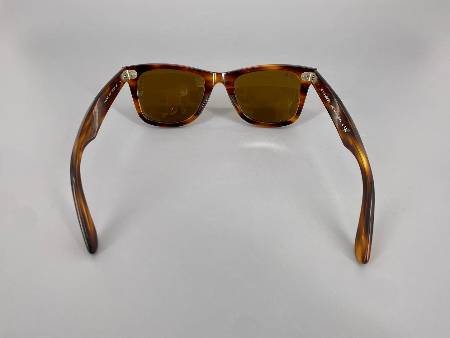 Wayfarer Sonnenbrille von Ray-Ban, Italien